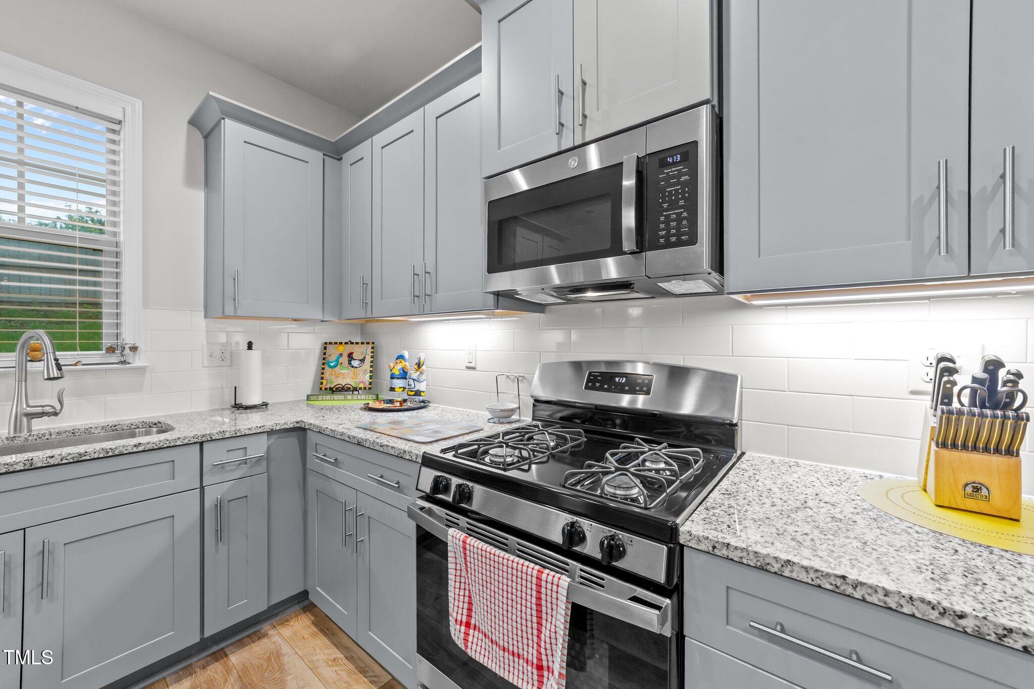 24 W Catalina Court