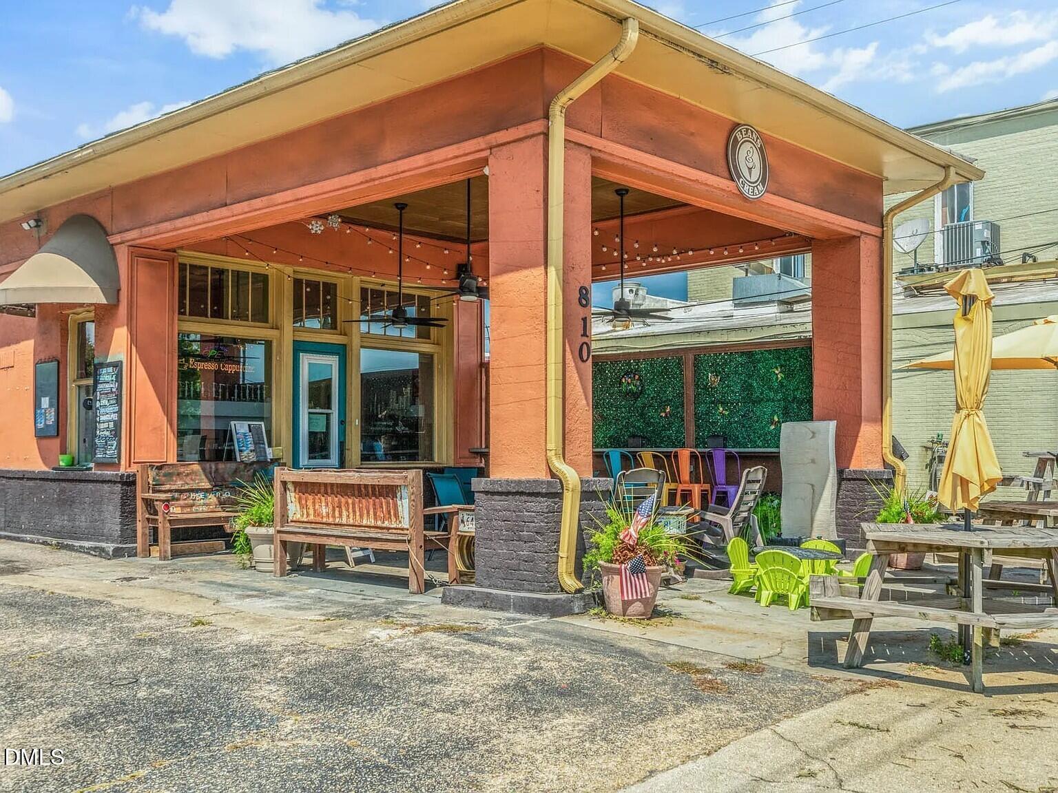341 Thomas Trail