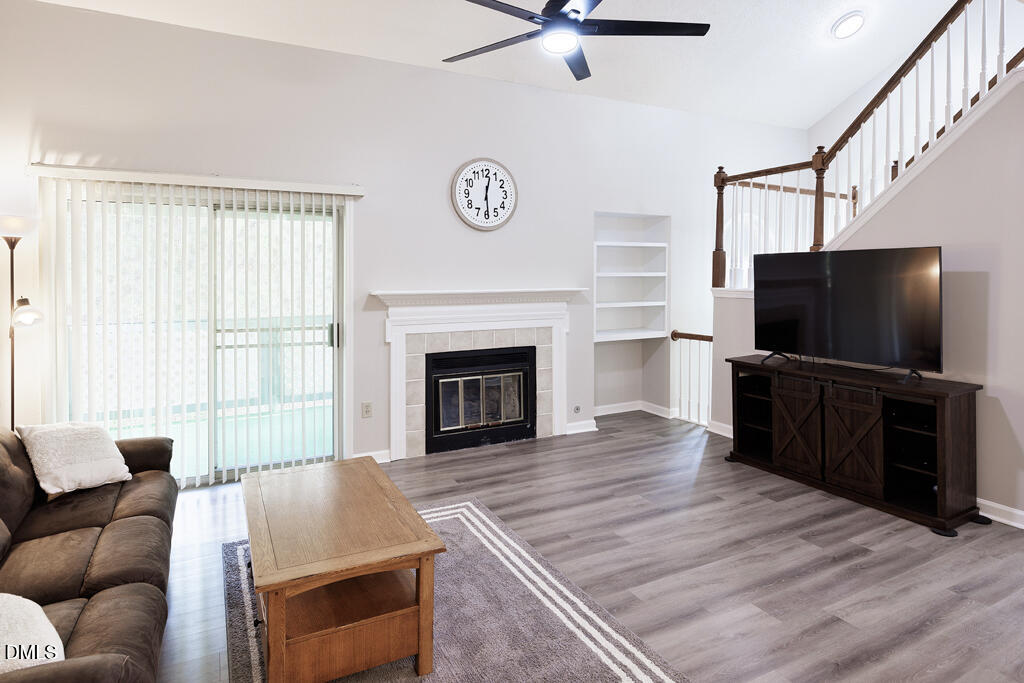 412 Oak Hollow Court