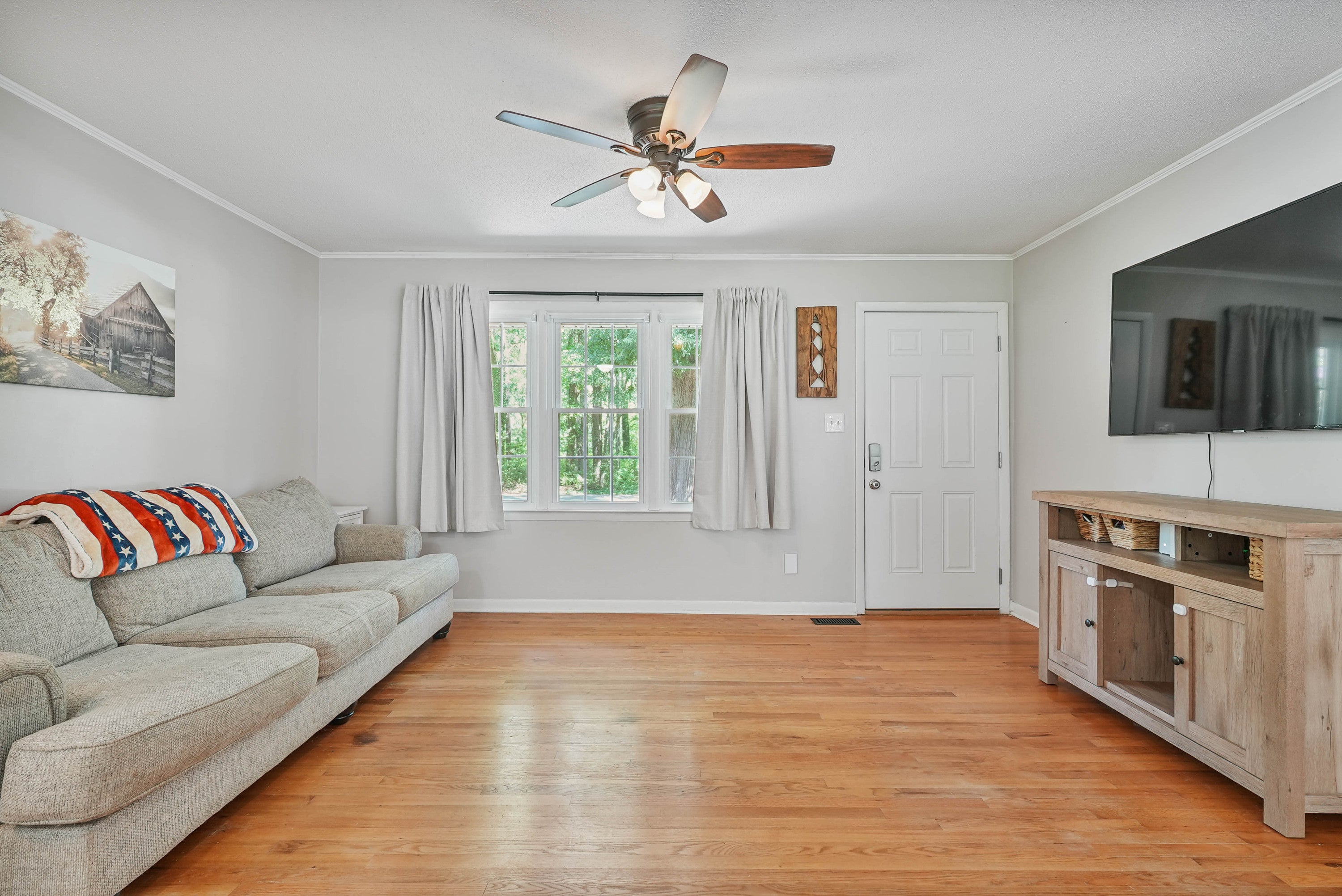 107 Twain Drive