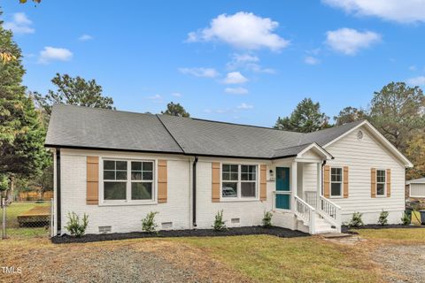 8201 Rhodes Road Apex NC 27539