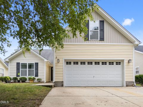 2108 Woodwater Drive Fuquay Varina NC 27526