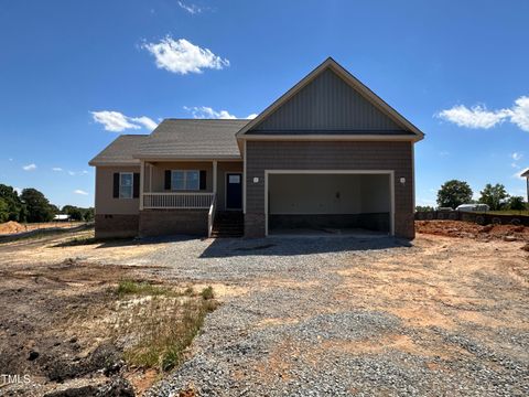 112 Royal Avenue Selma NC 27576