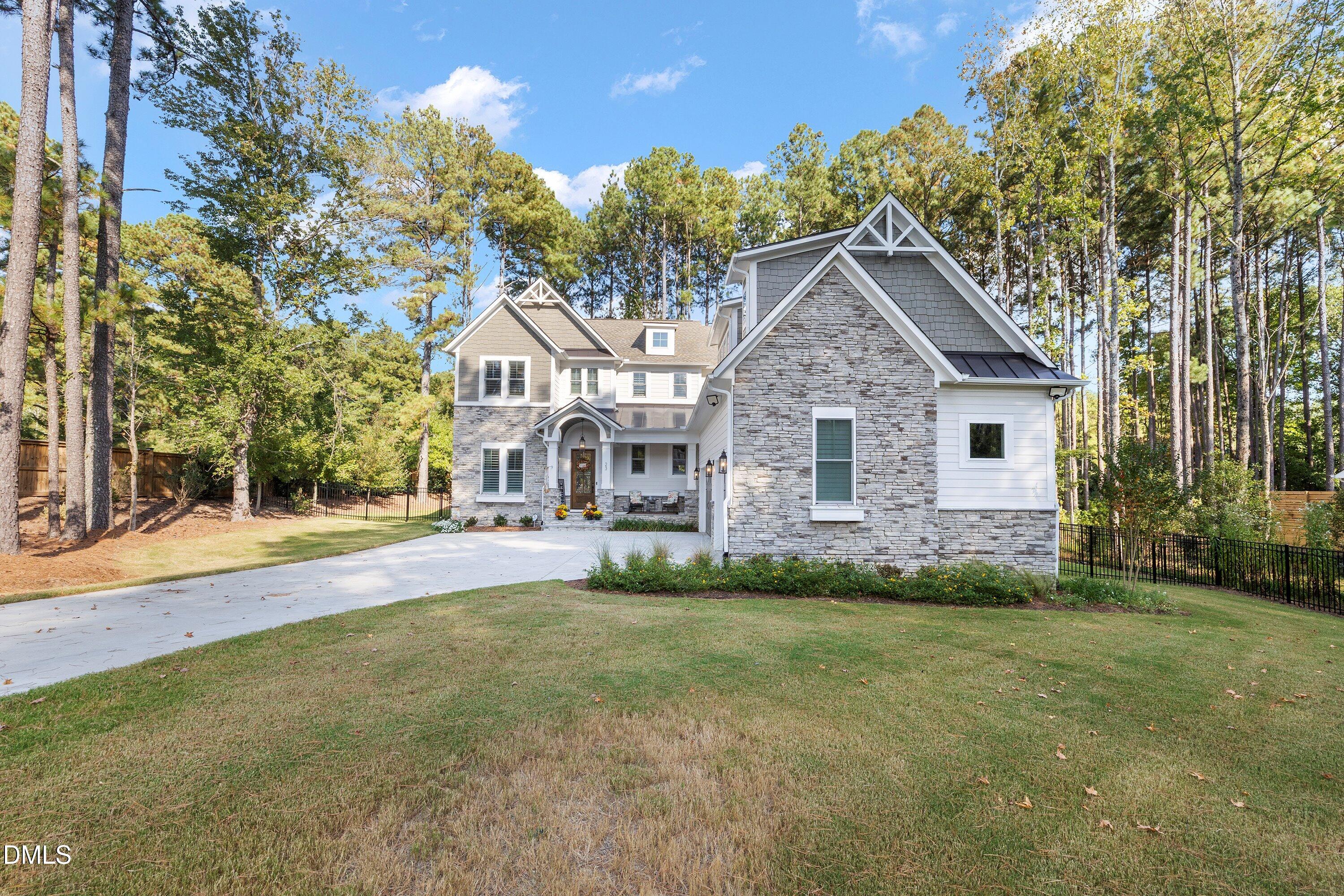 23 Bonterra Way