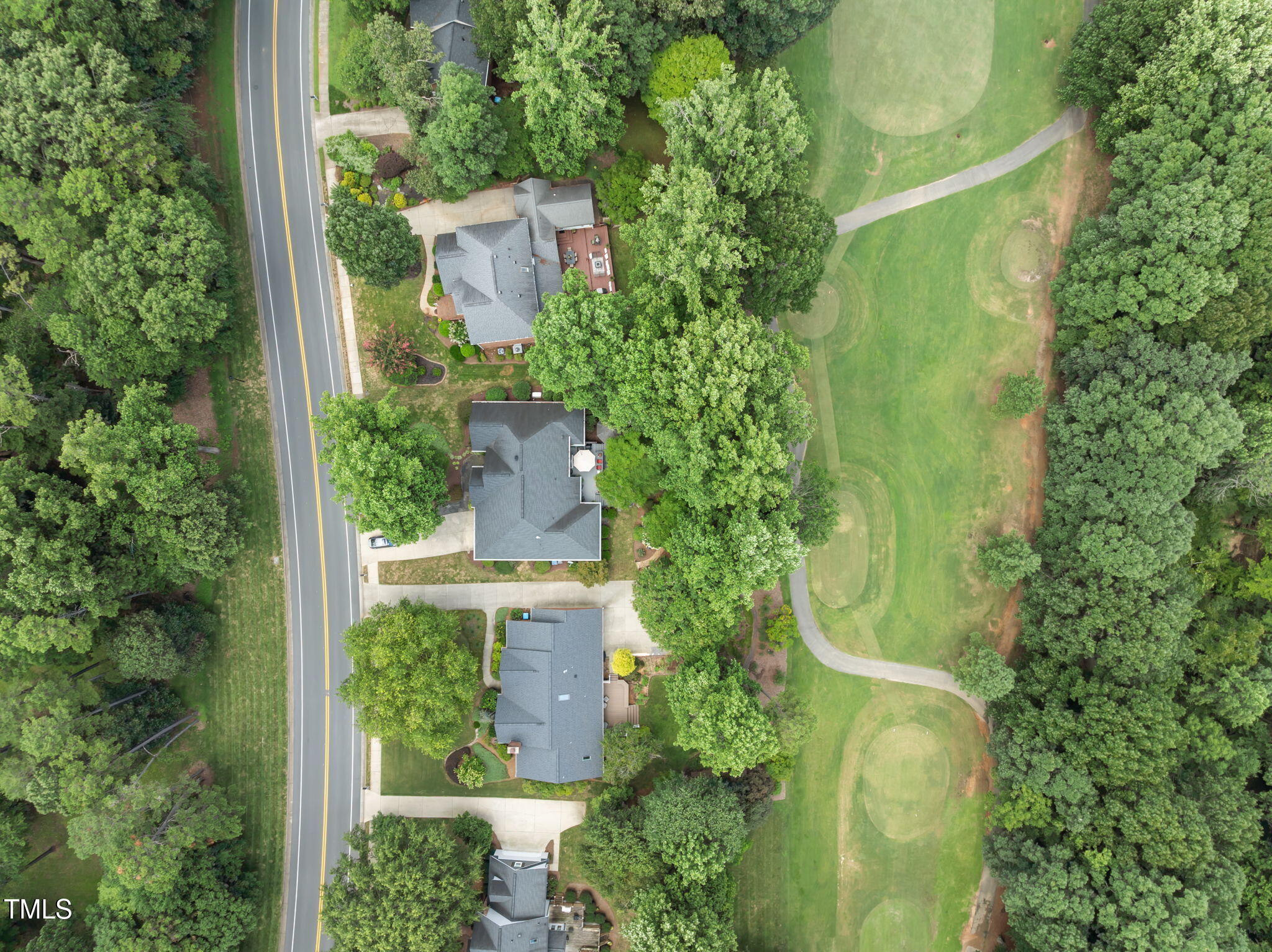 922 Golf House Road E