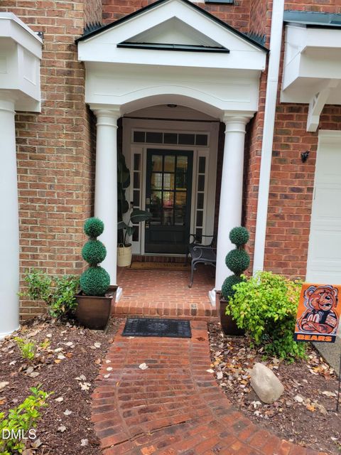 4044 Barton Park Place Raleigh NC 27613