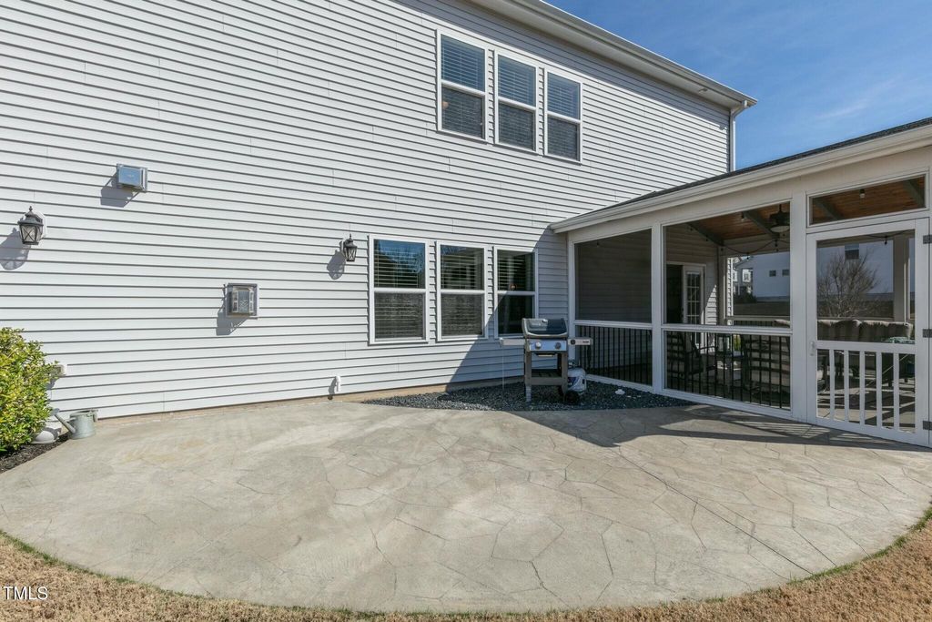 listing image 38