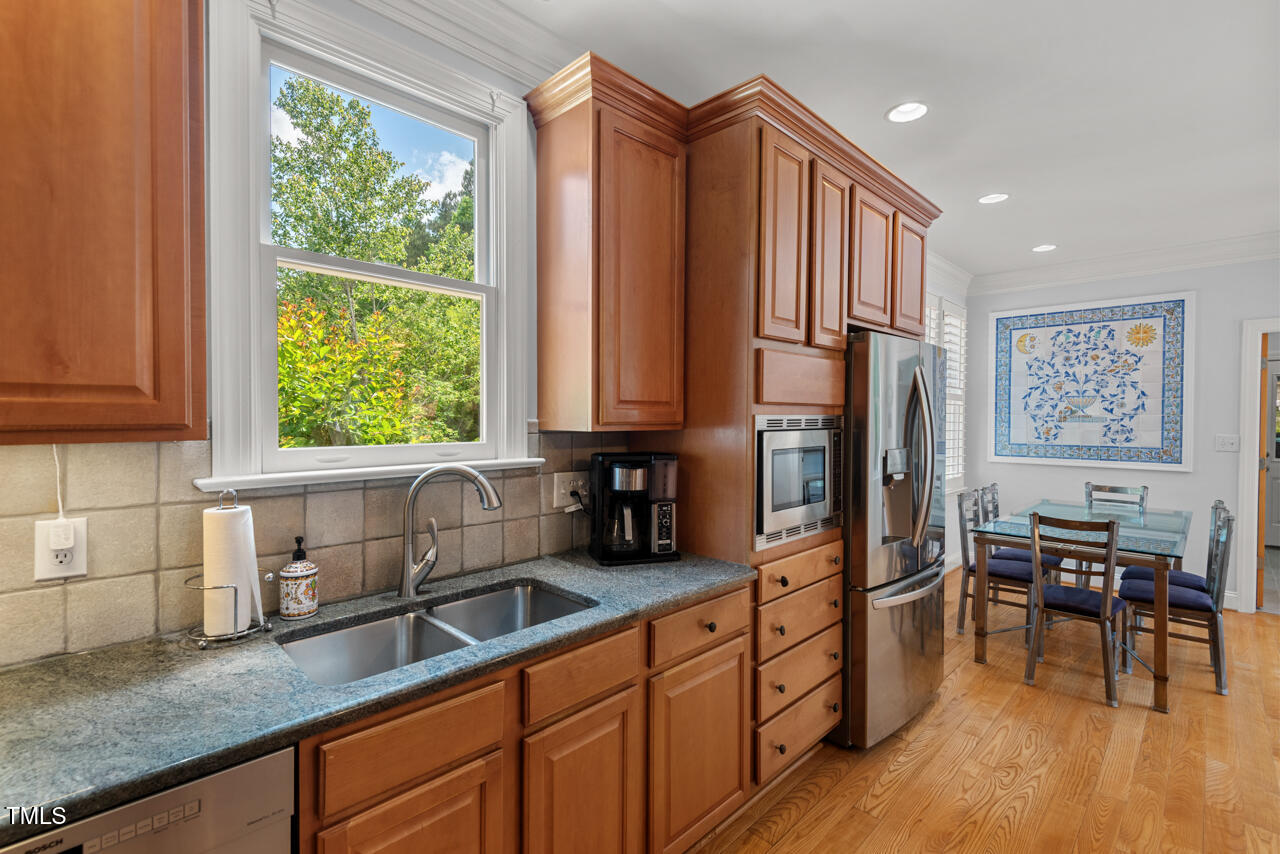 Chapel Hill, North Carolina 27517, United States, 5 Bedrooms Bedrooms, ,3 BathroomsBathrooms,Residential,Pending,126472