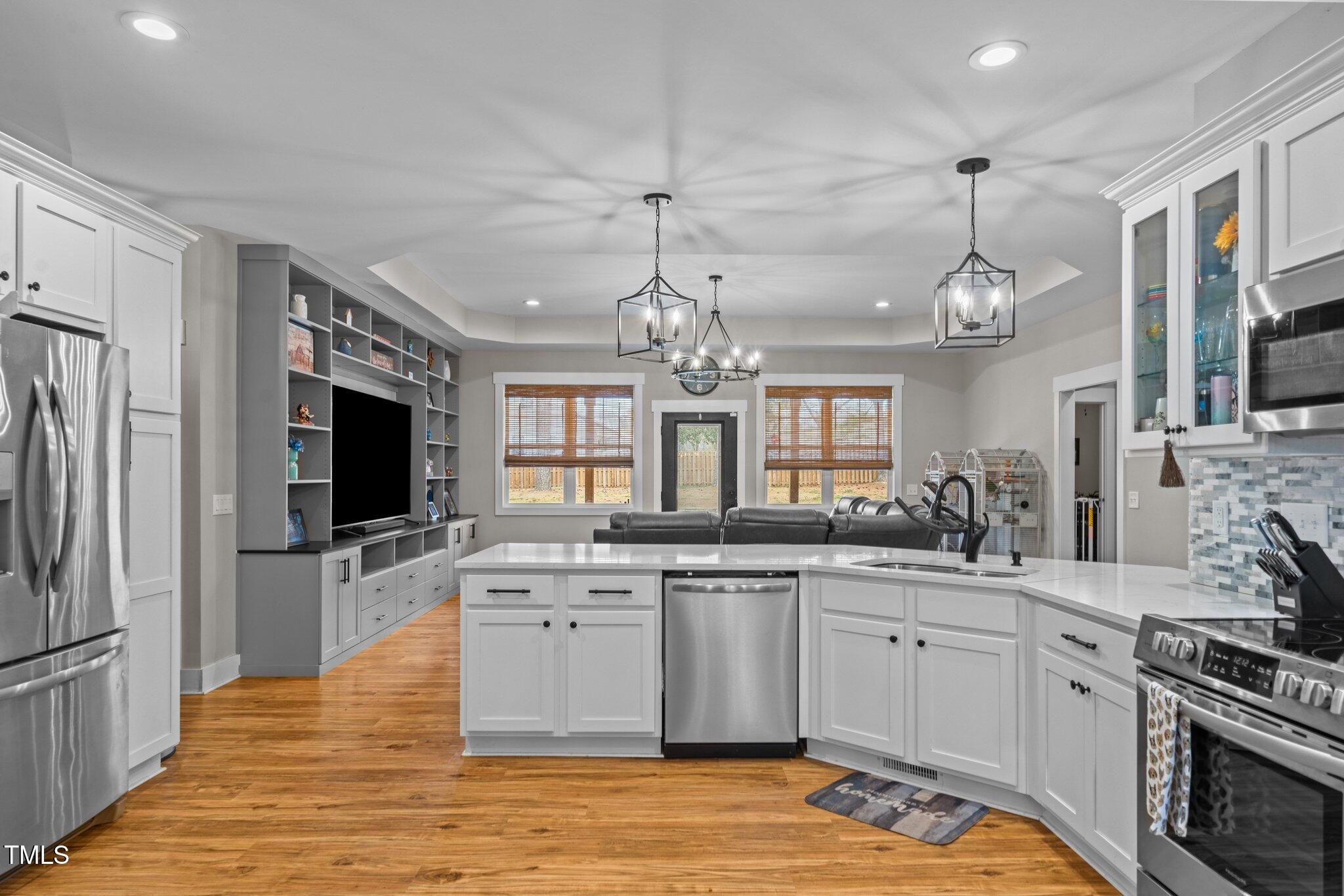 2690 Meadow View Lane
