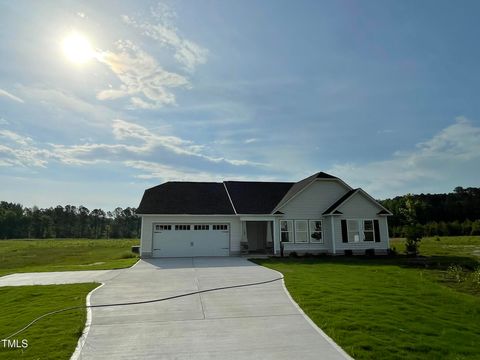 180 Tulipfield Way Benson NC 27504