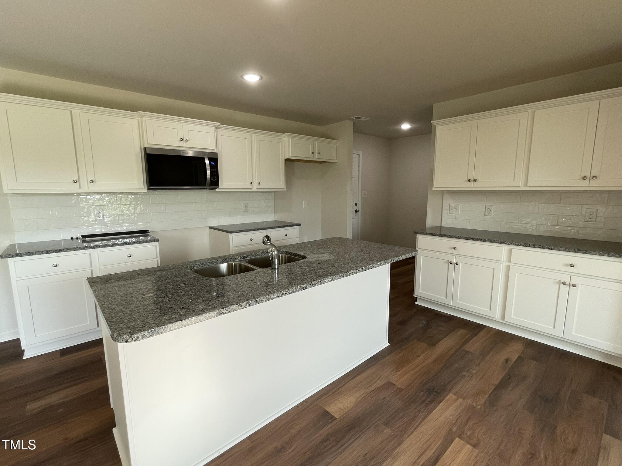 180 Tulipfield Way