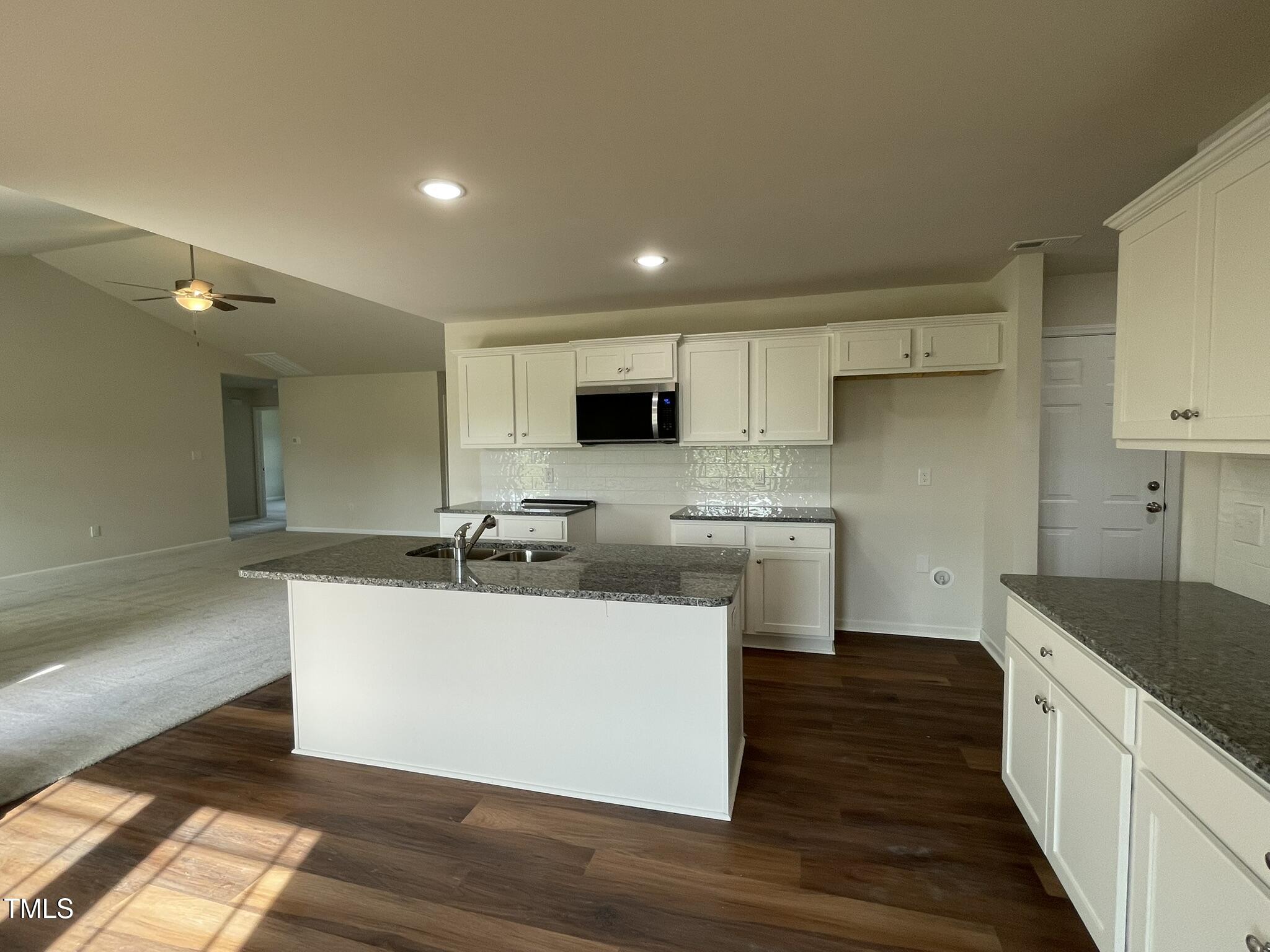 180 Tulipfield Way