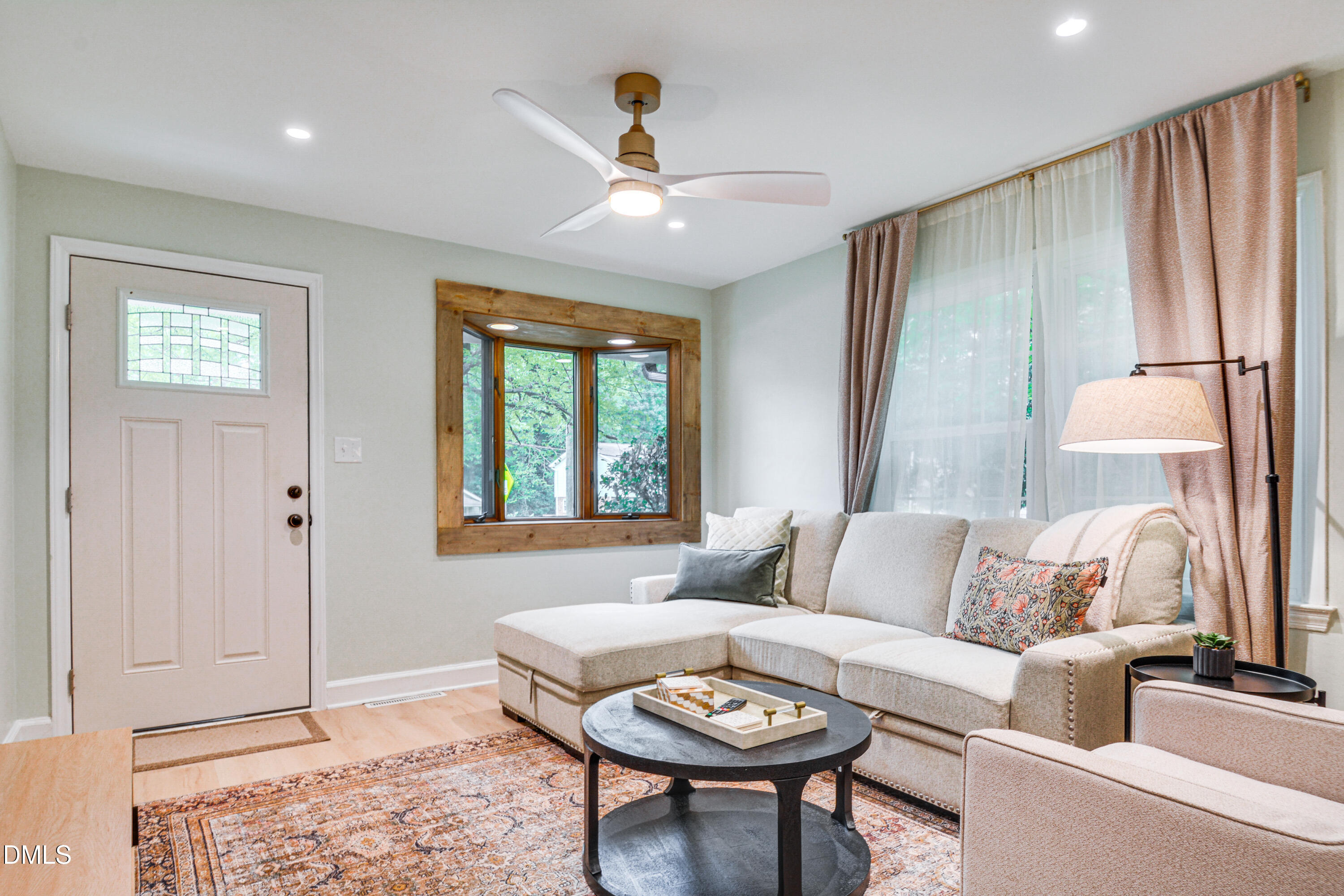 8704 Chapel Hill Road