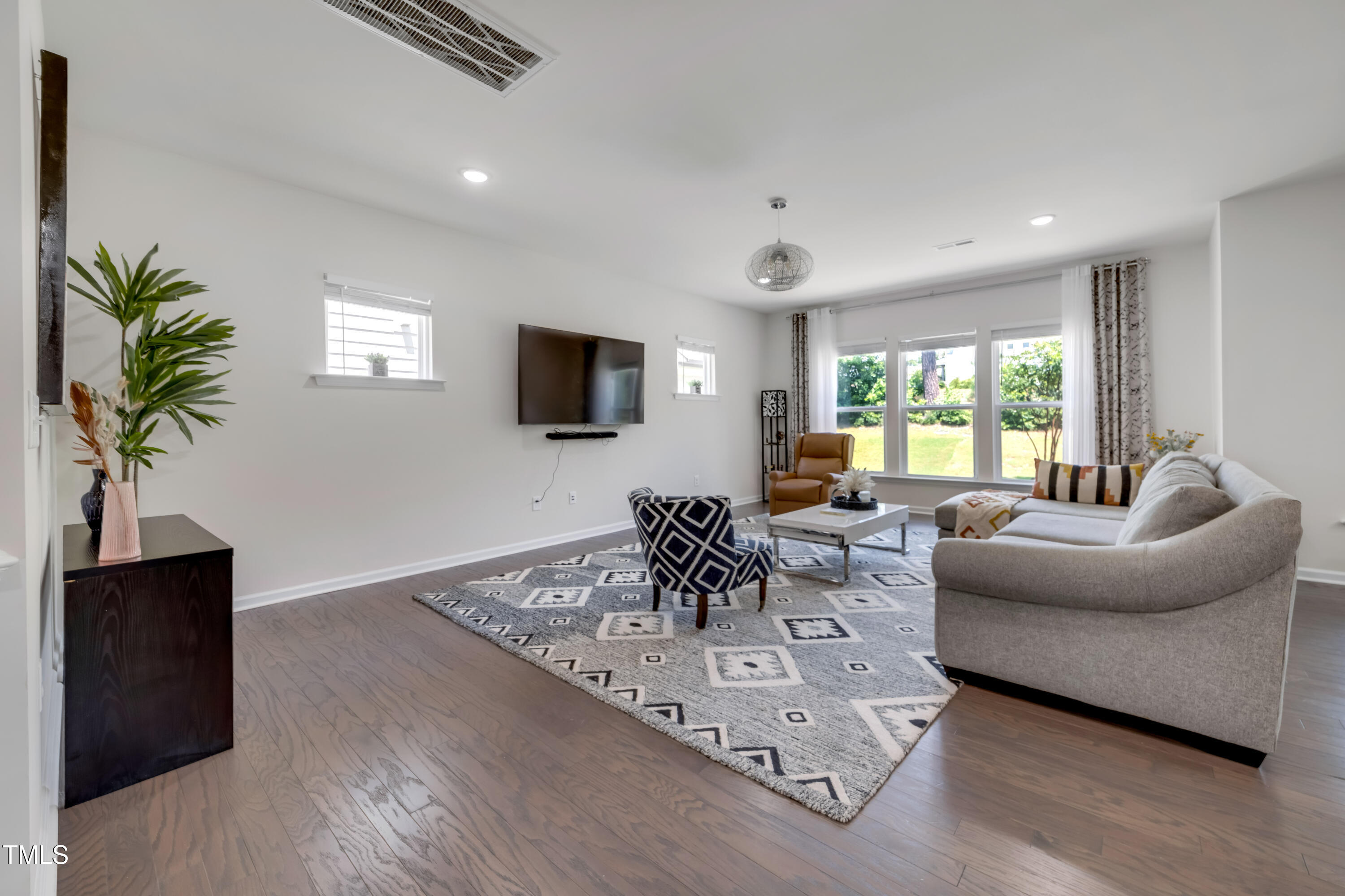424 Brook Pine Trail