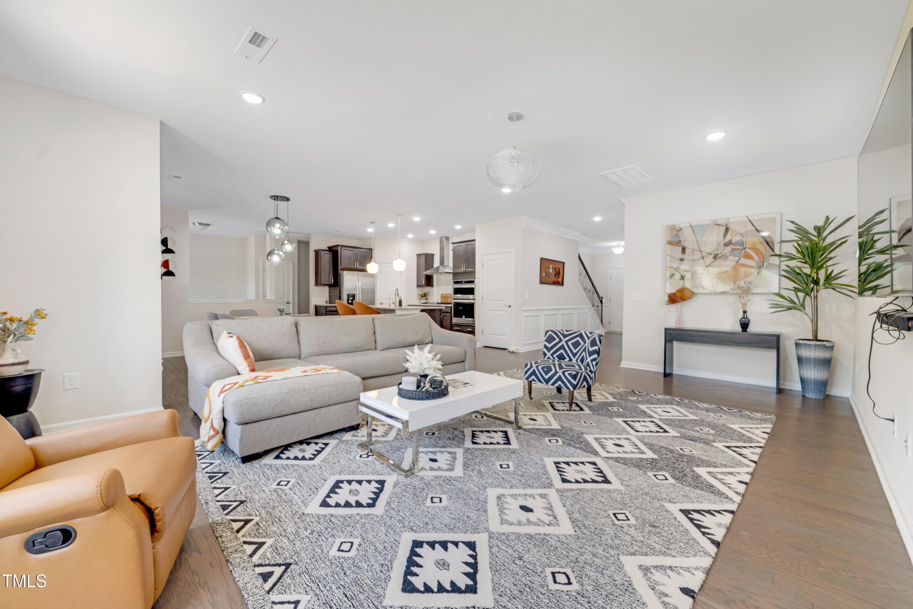 424 Brook Pine Trail