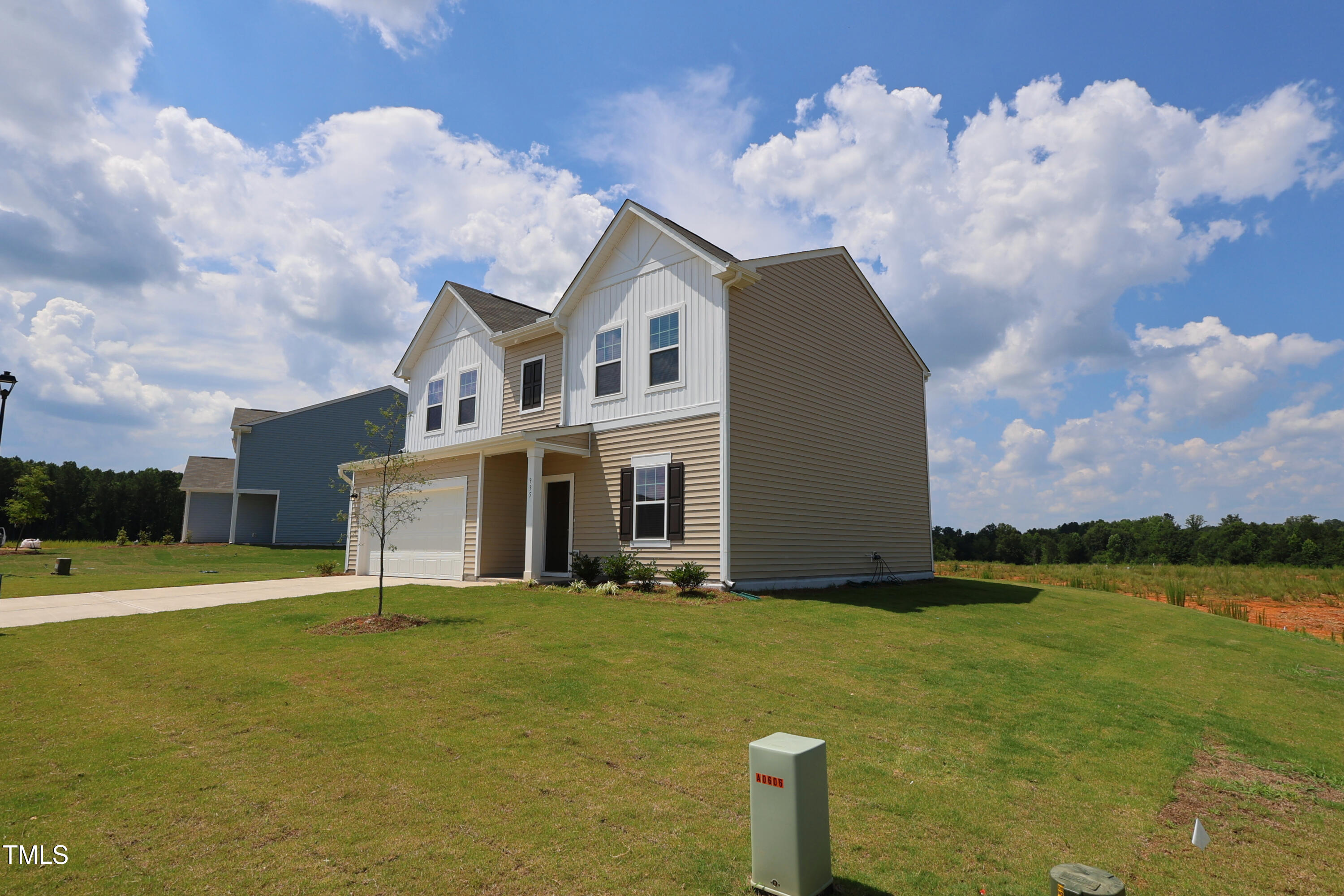 935 Bombardier Lane