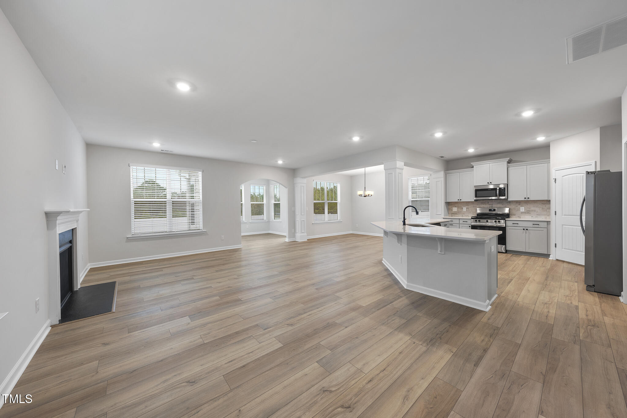 45 Nimble Way 180