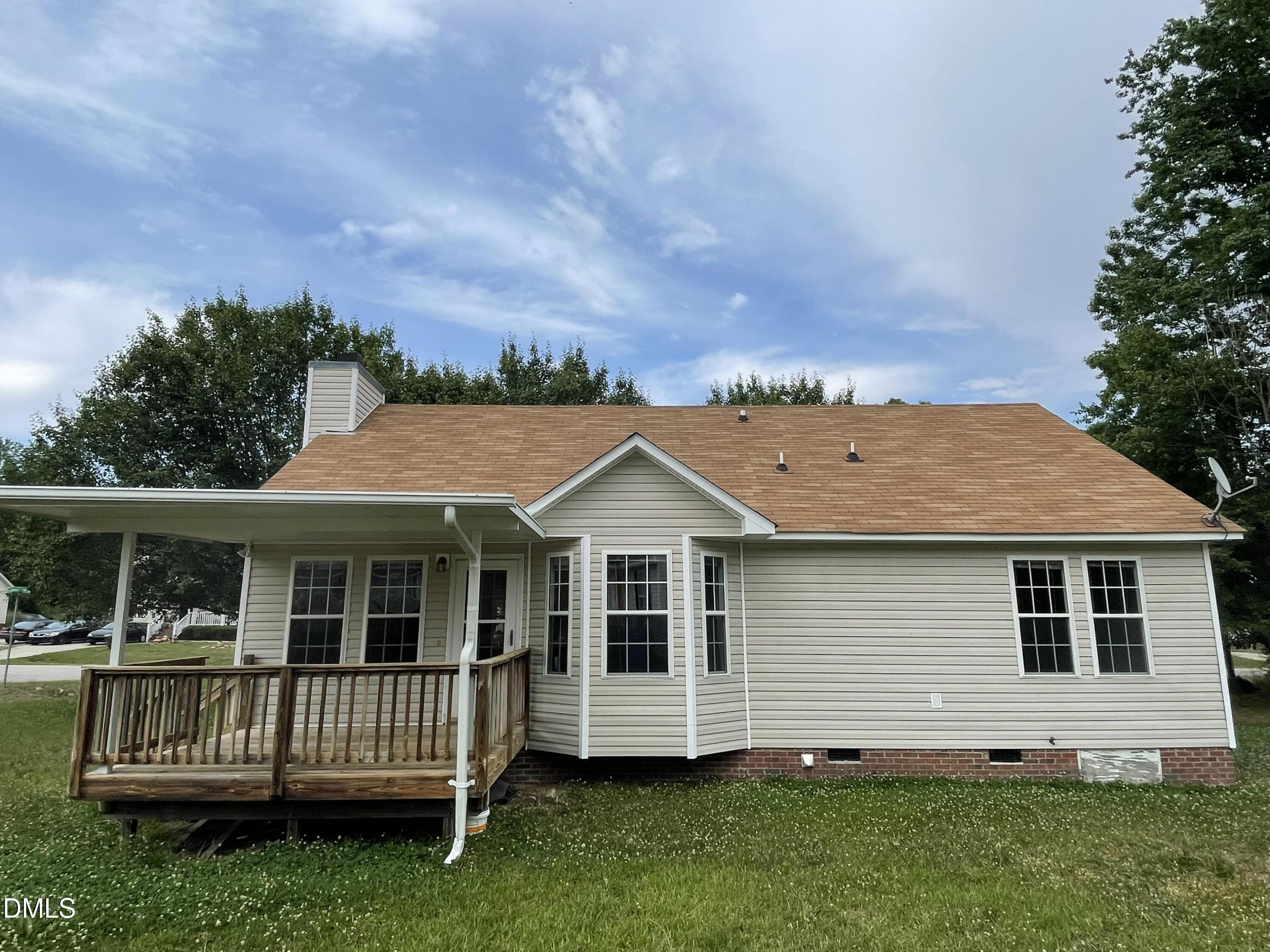 1008 Laurel Leaf