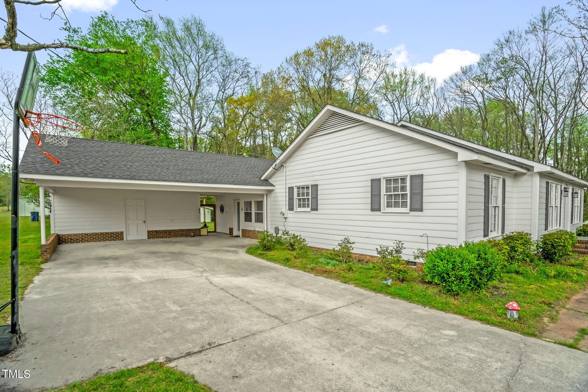 1022 Glover Road