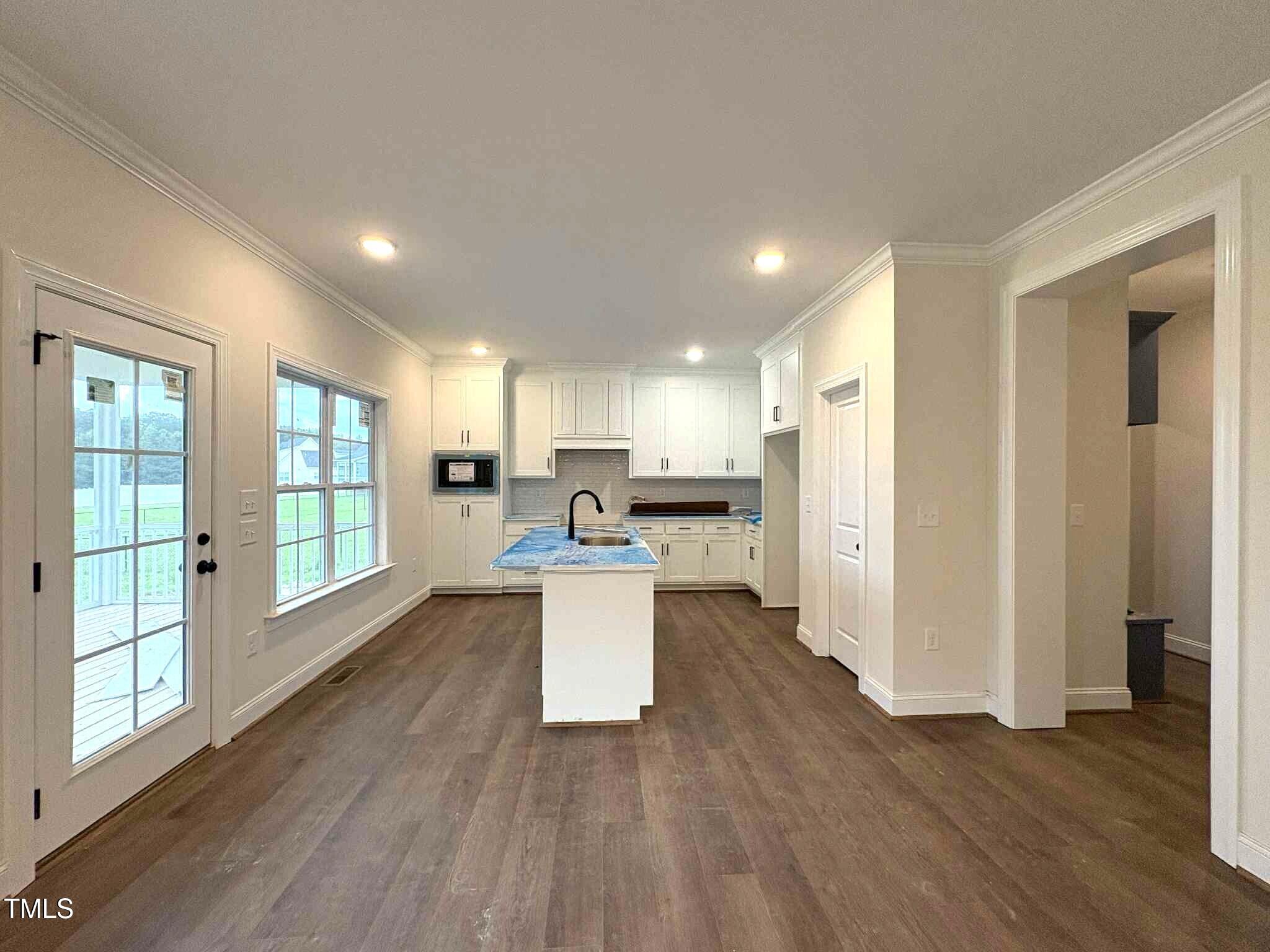835 Emmett Court