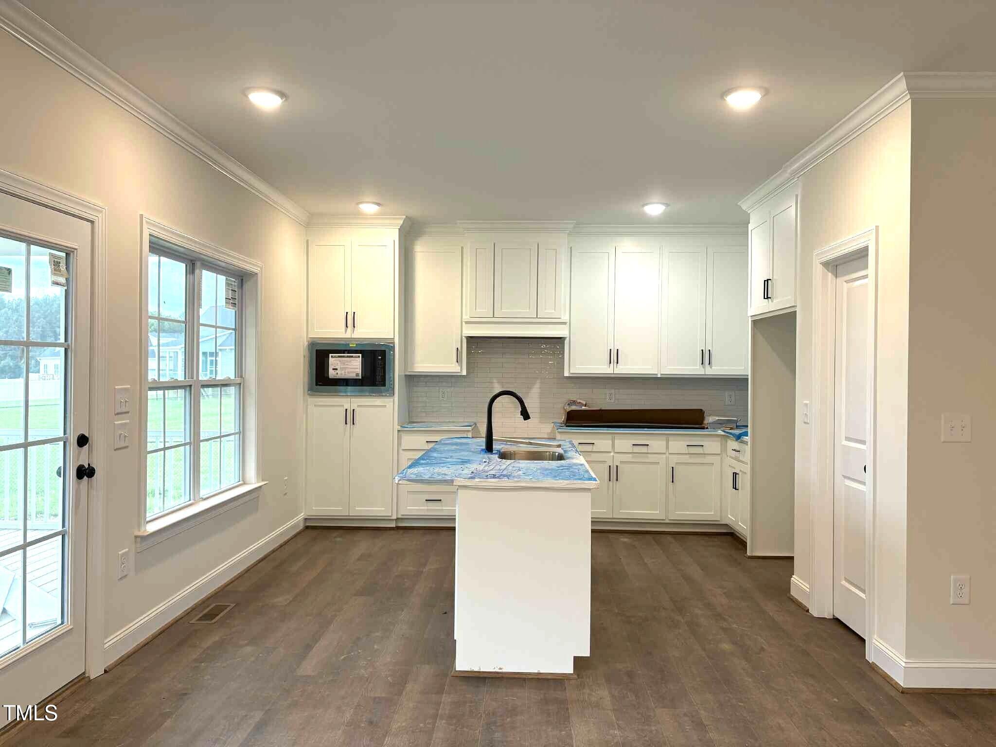835 Emmett Court