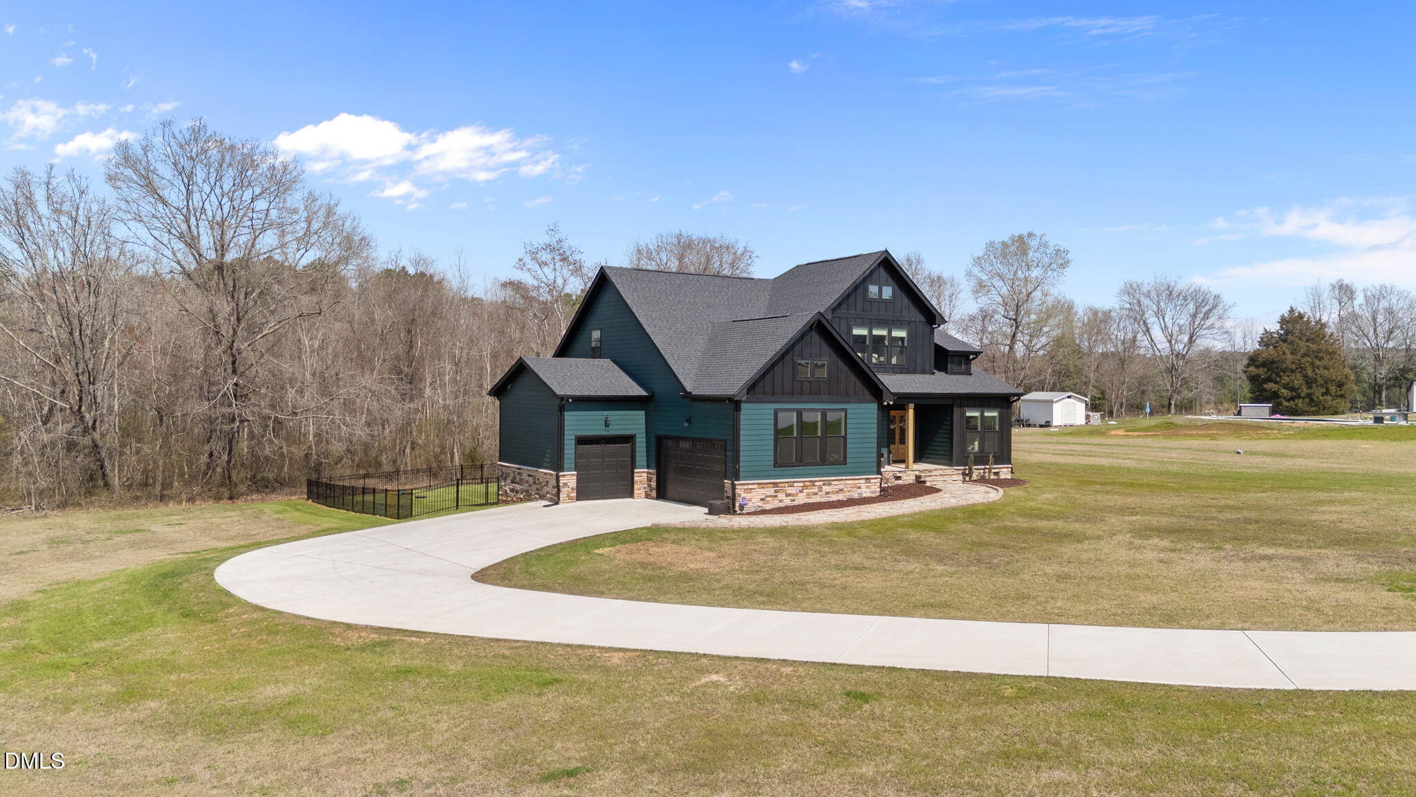 742 Lake Magnolia Way