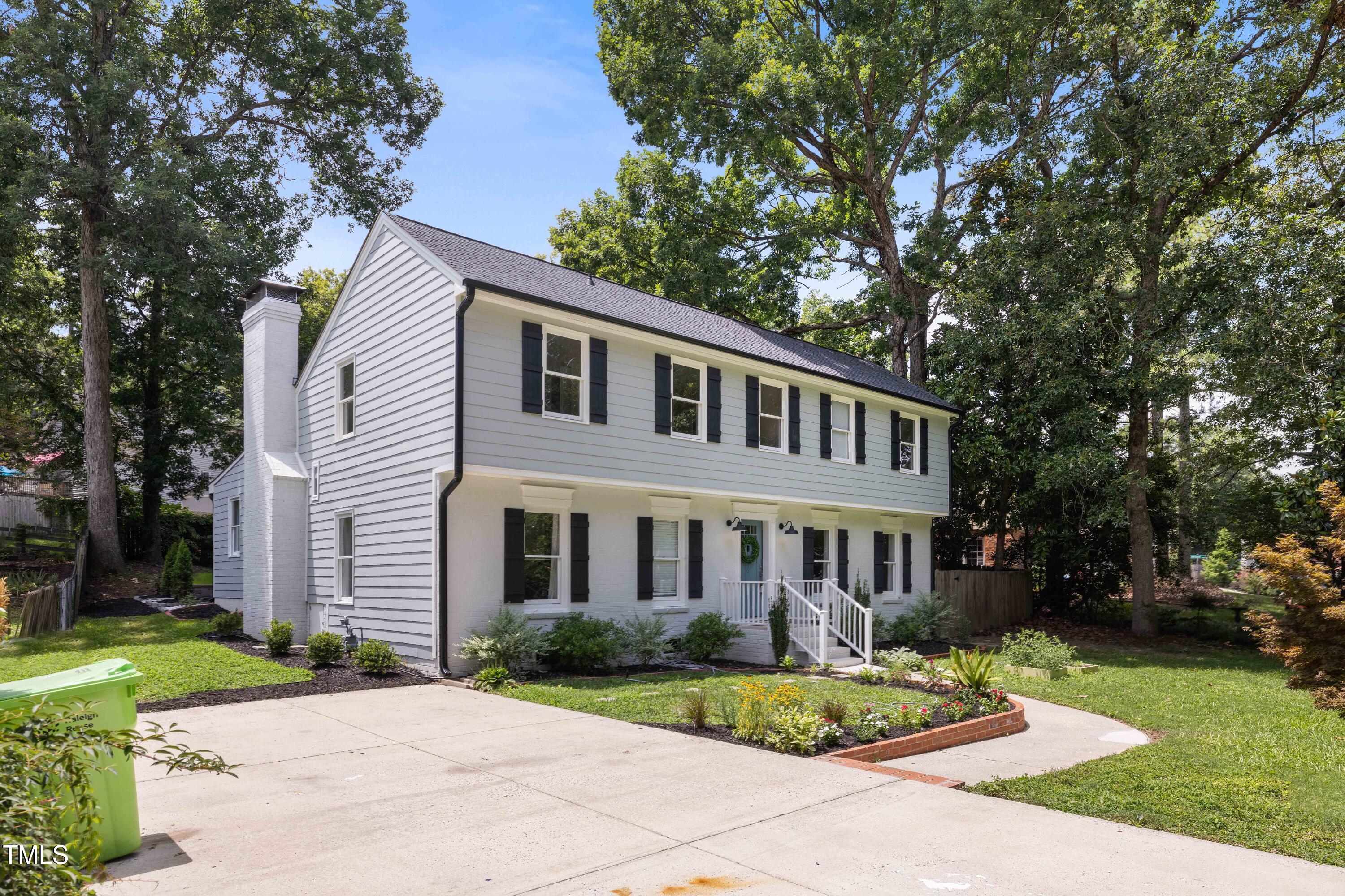 106 N Trail Drive