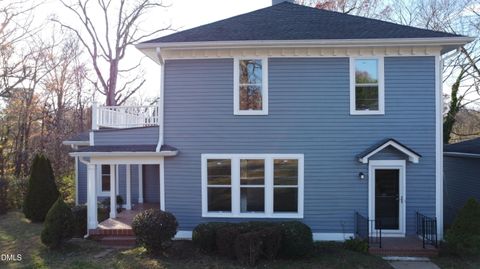 211 N Ninth Street Mebane NC 27302