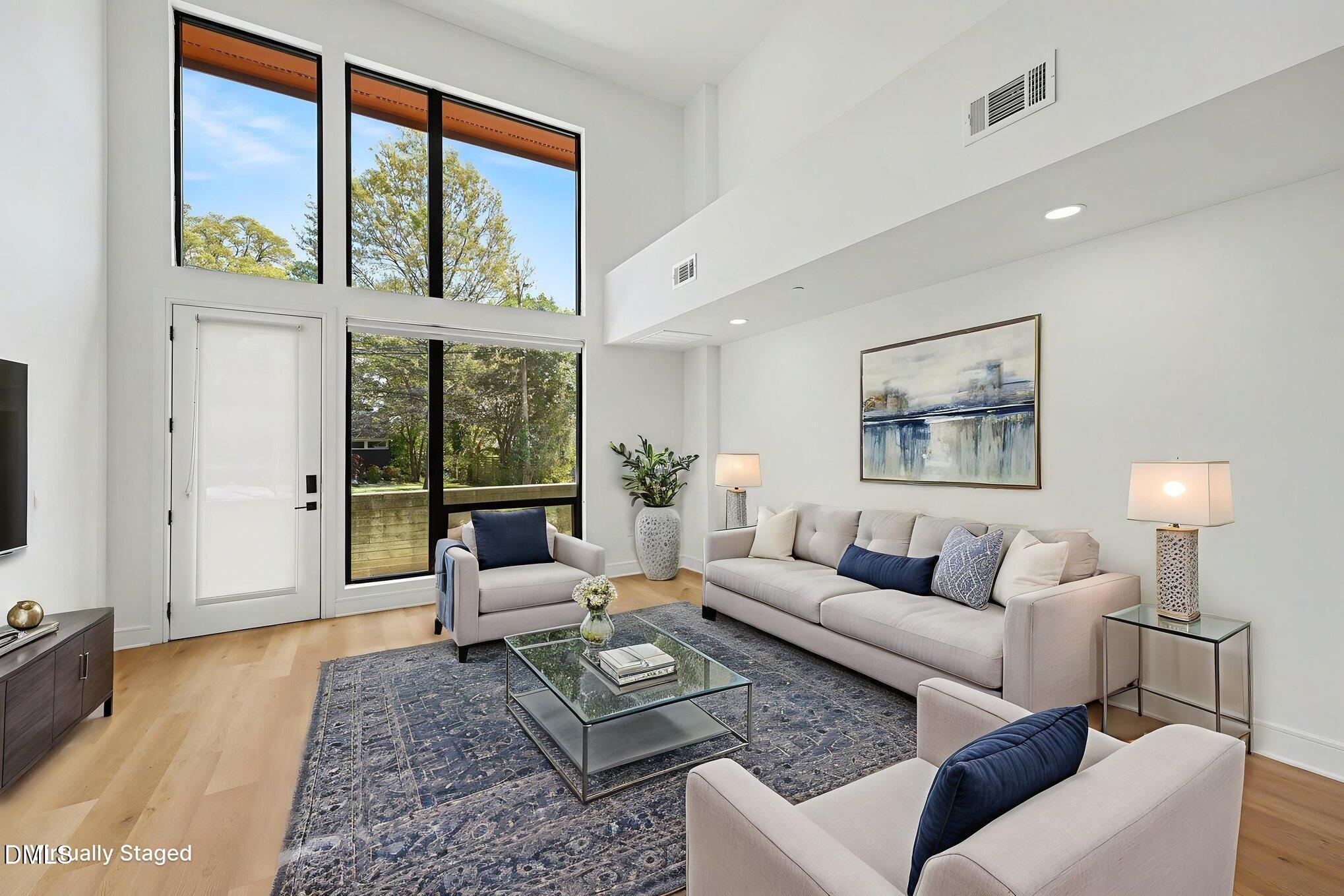 615 Daniels Street 111