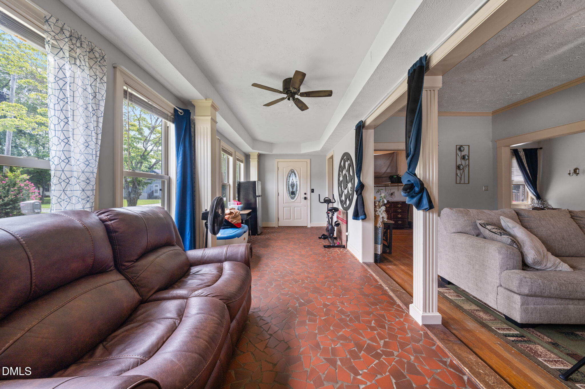 307 W Canary Street