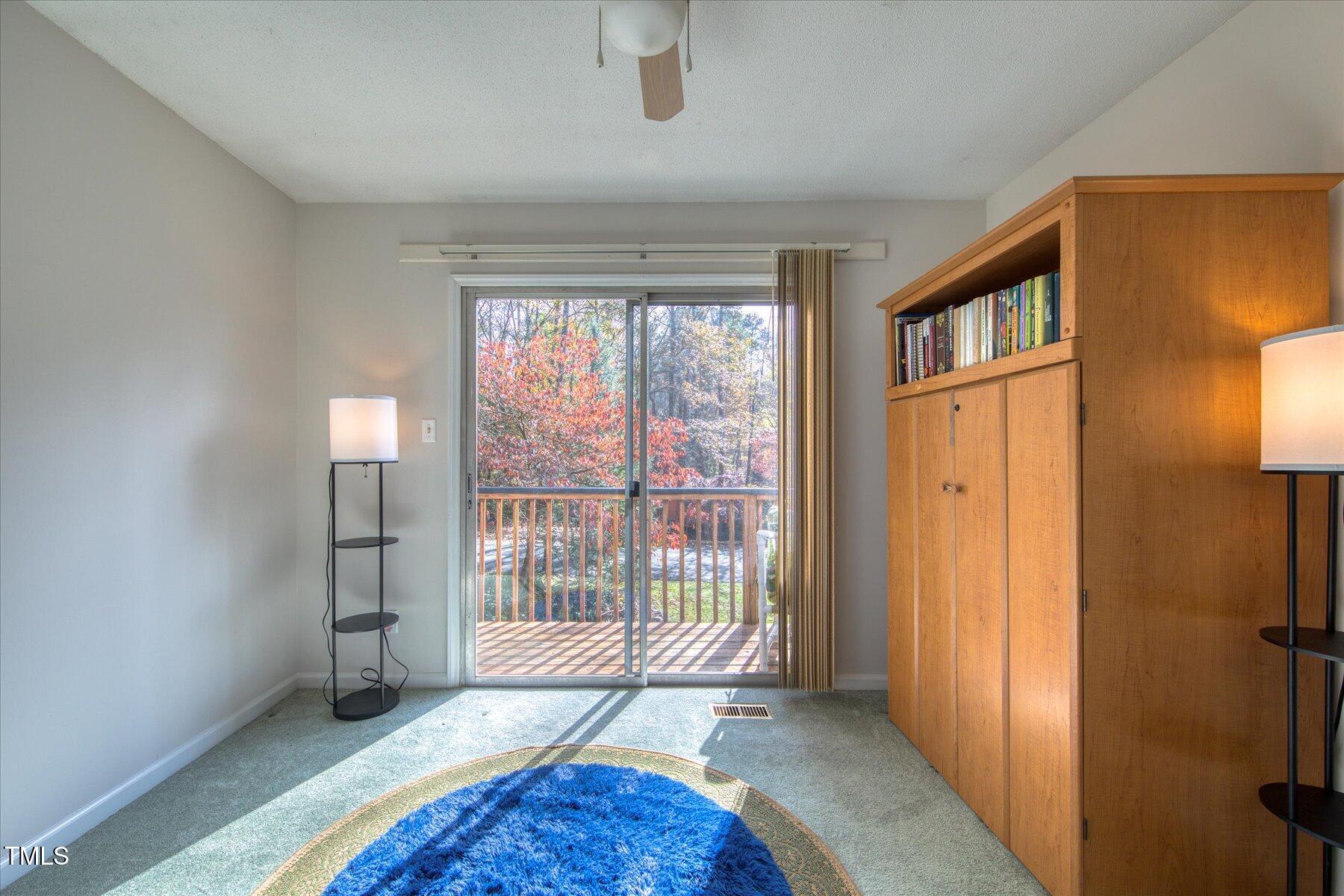 Chapel Hill, North Carolina 27516, United States, 4 Bedrooms Bedrooms, ,3 BathroomsBathrooms,Residential,Pending,77631