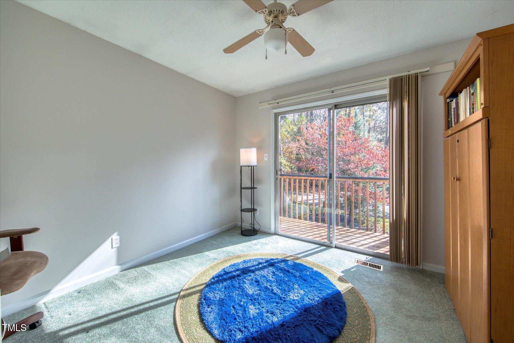 Chapel Hill, North Carolina 27516, United States, 4 Bedrooms Bedrooms, ,3 BathroomsBathrooms,Residential,Pending,77631