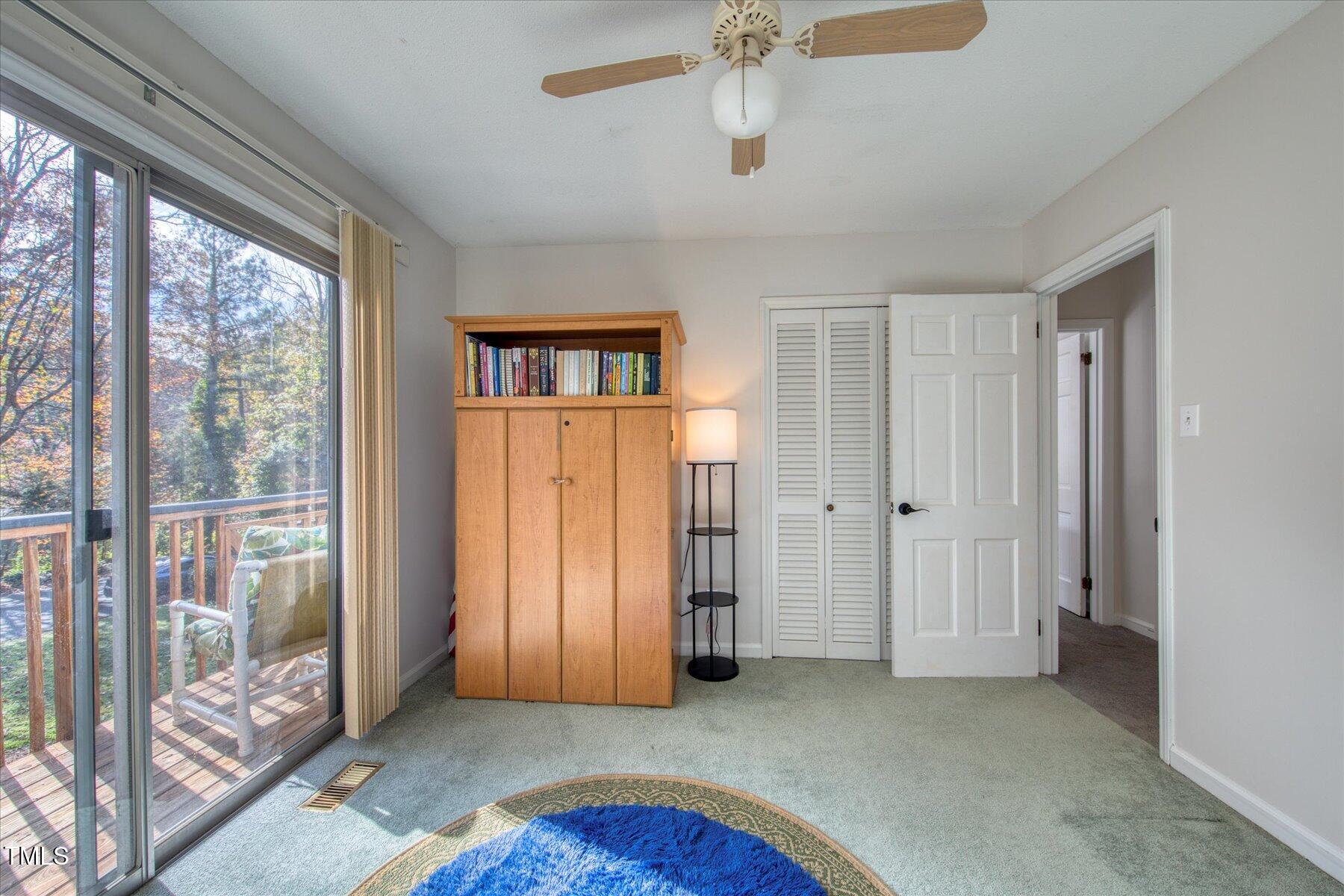 Chapel Hill, North Carolina 27516, United States, 4 Bedrooms Bedrooms, ,3 BathroomsBathrooms,Residential,Pending,77631