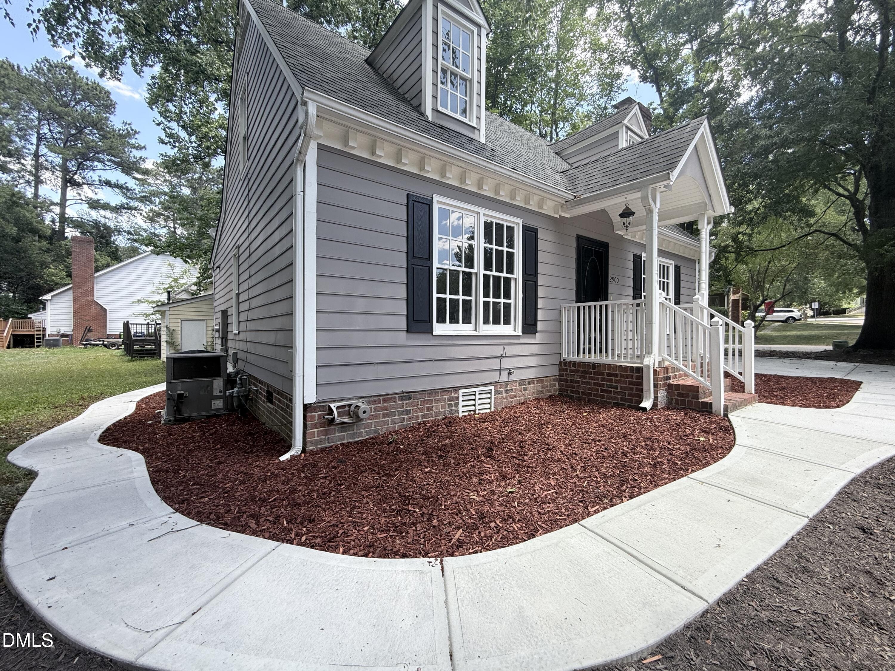 2900 Broadlands Drive