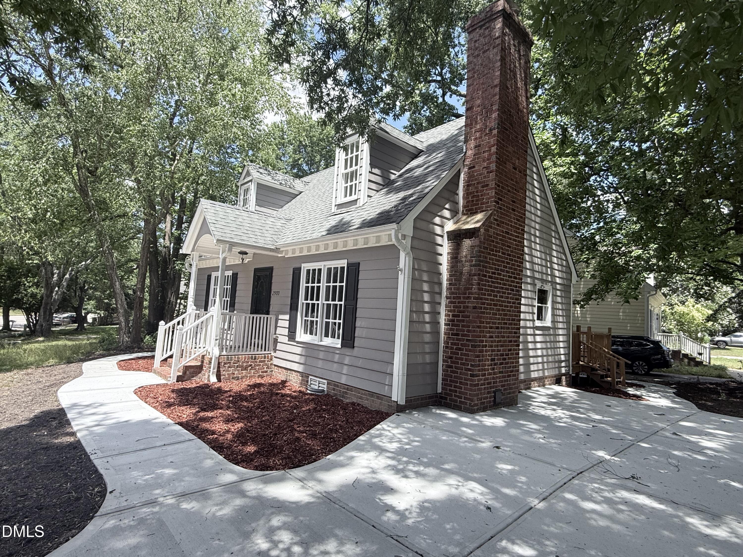 2900 Broadlands Drive