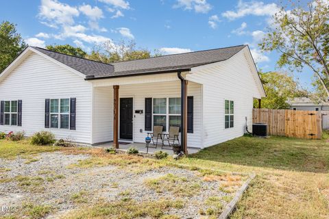 903 W Anderson Street Unit 1/2 Selma NC 27576