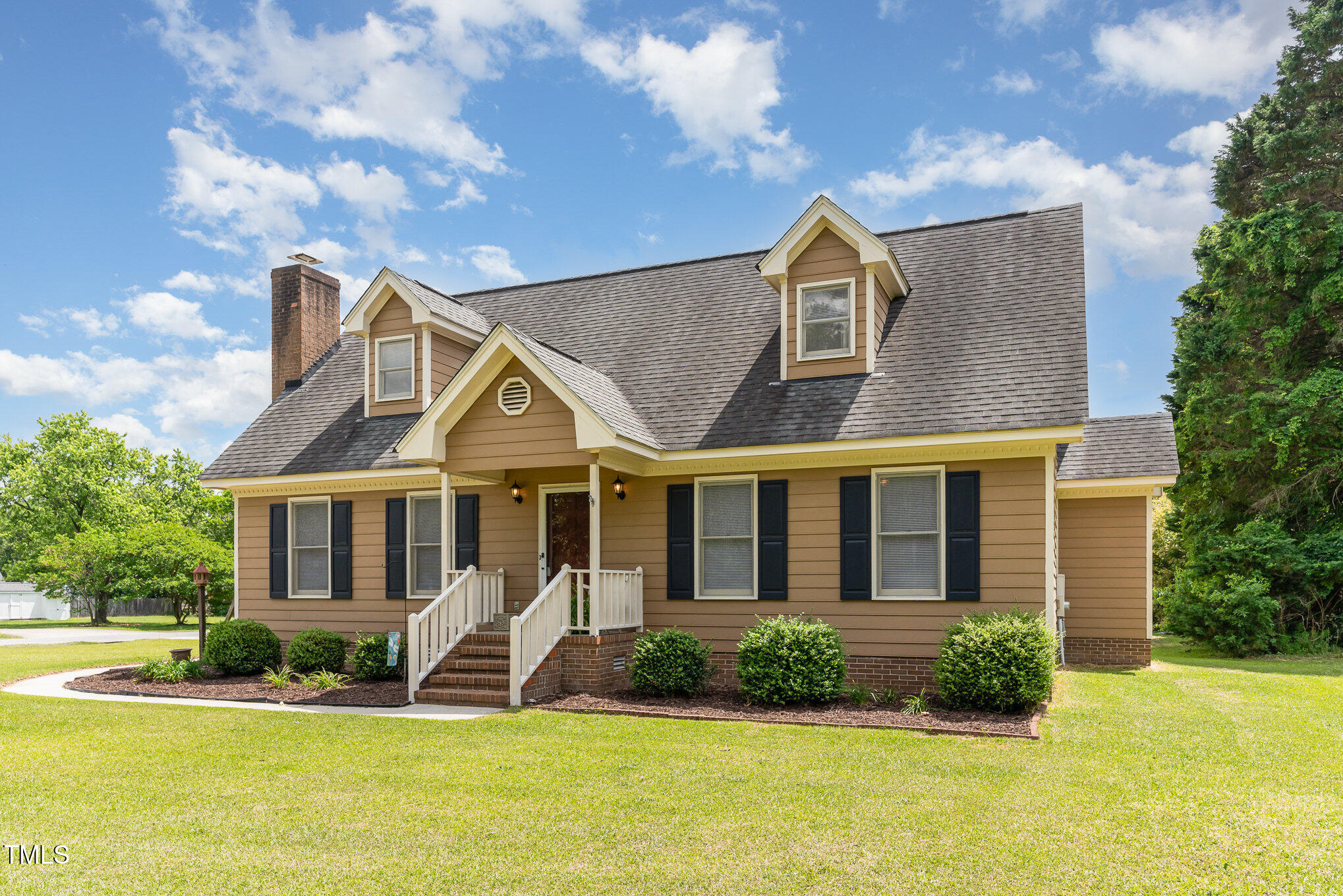 123 Sanders Road Road