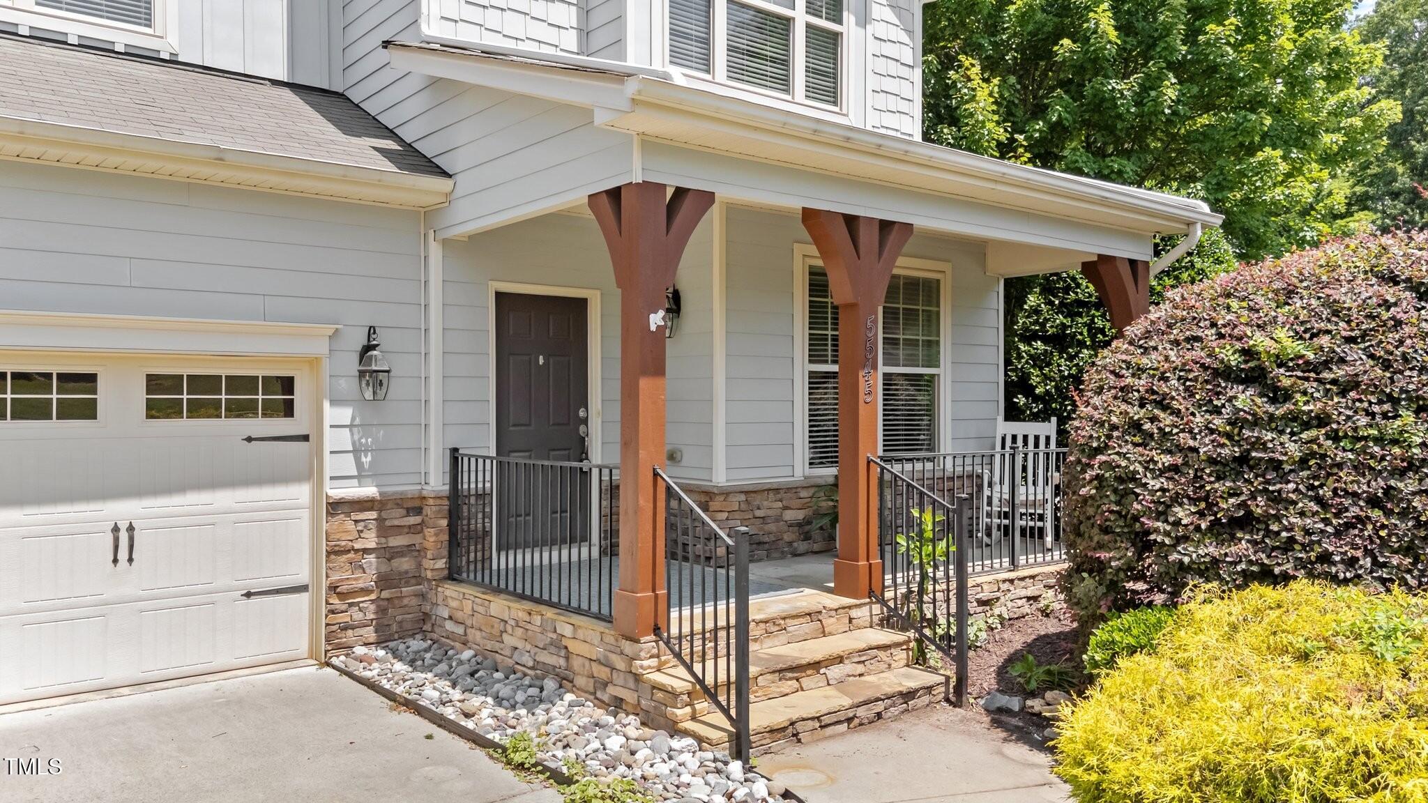 5545 Moneta Lane