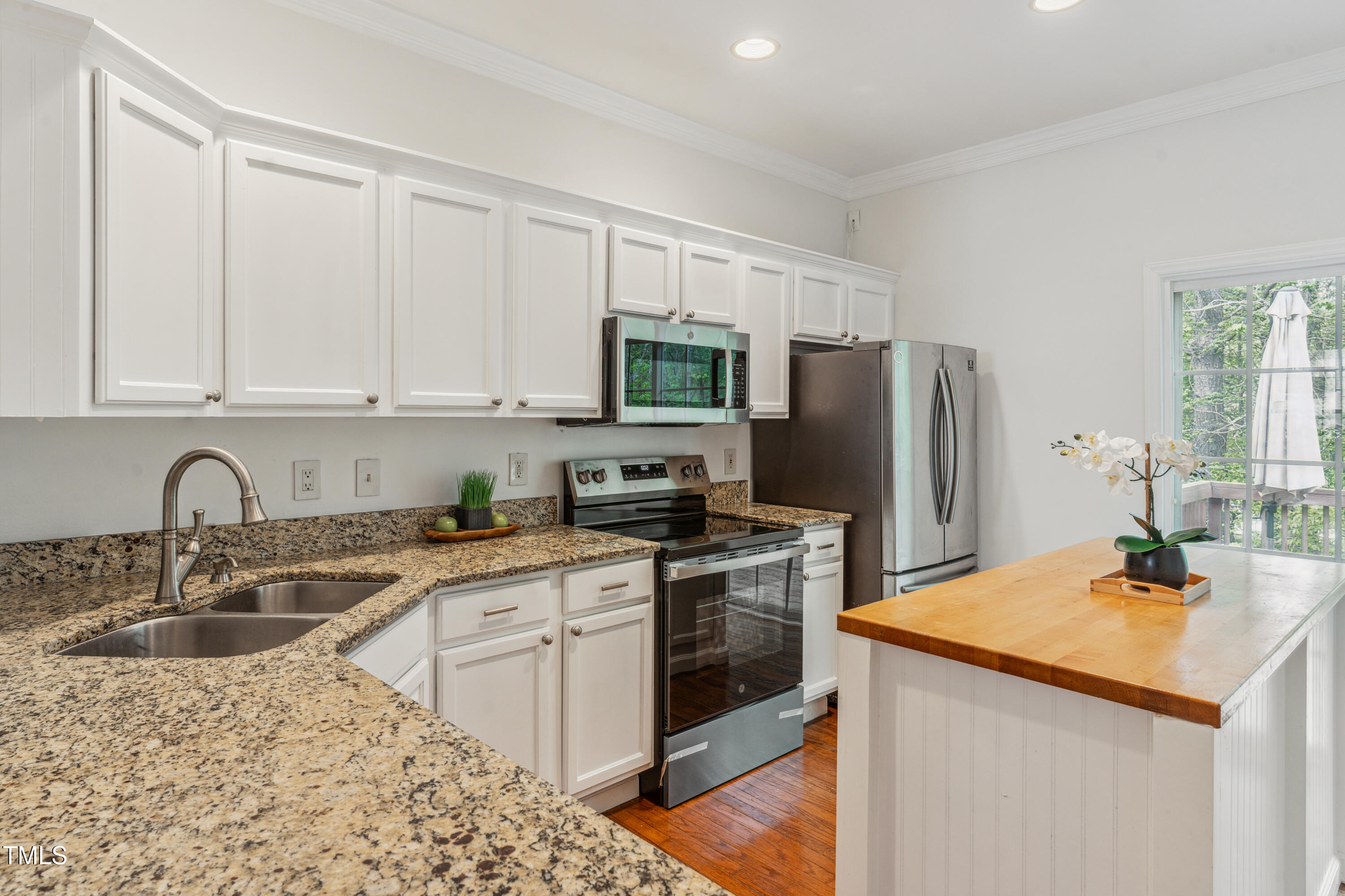 5507 Vista View Court