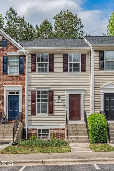 5507 Vista View Court Raleigh NC 27612