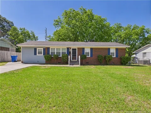 MLS: LP743536