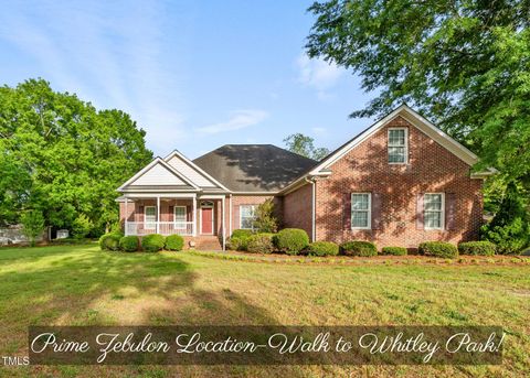 406 N Wakefield Street Zebulon NC 27597