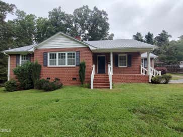 420 Rodwell Street Warrenton NC 27589