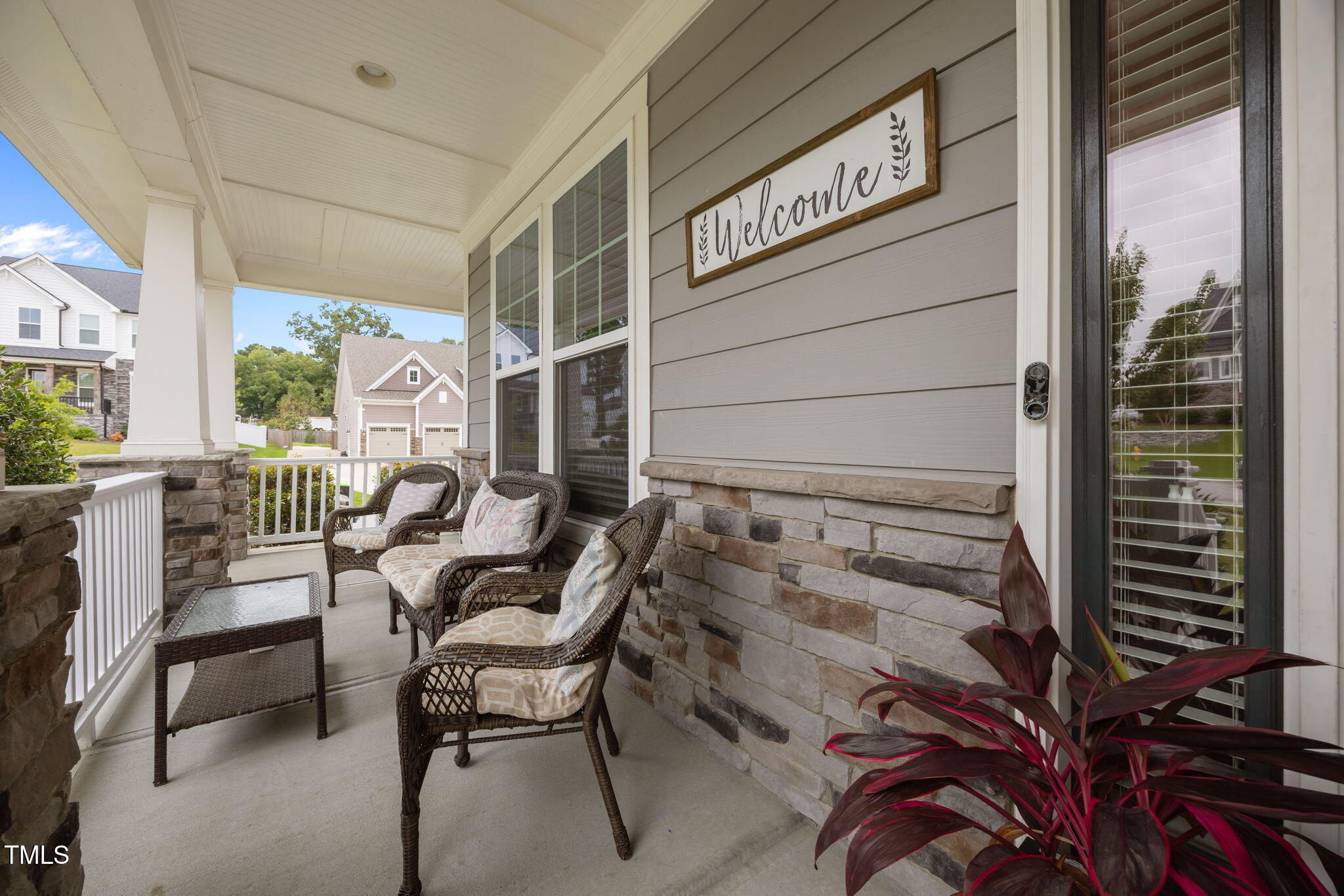 1001 Kennison Court