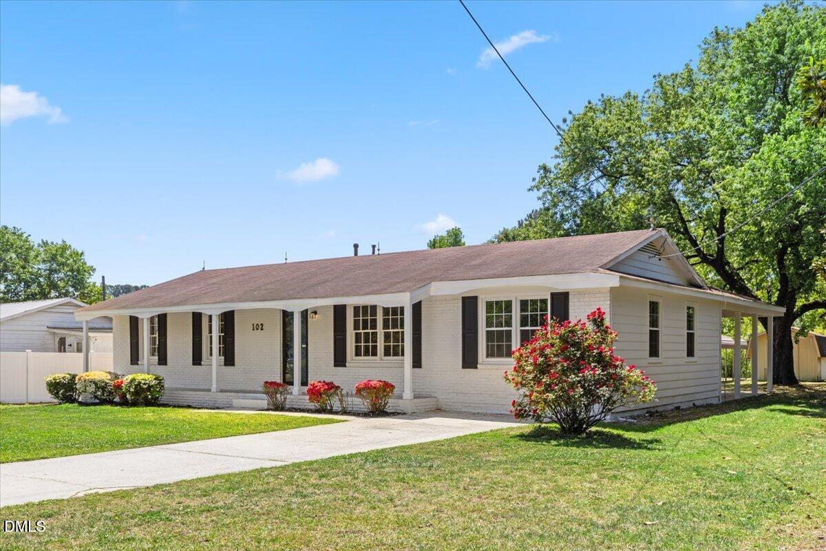 102 Queen Guenevere Trail