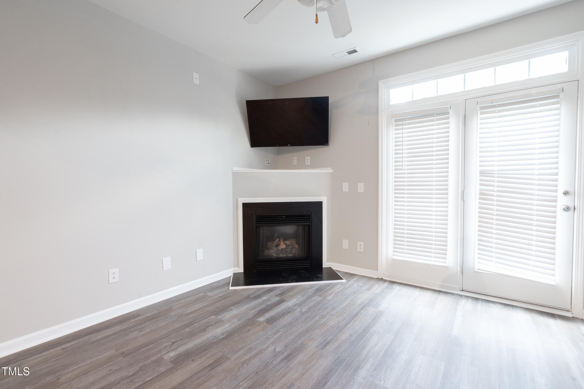 8518 Arboles Court