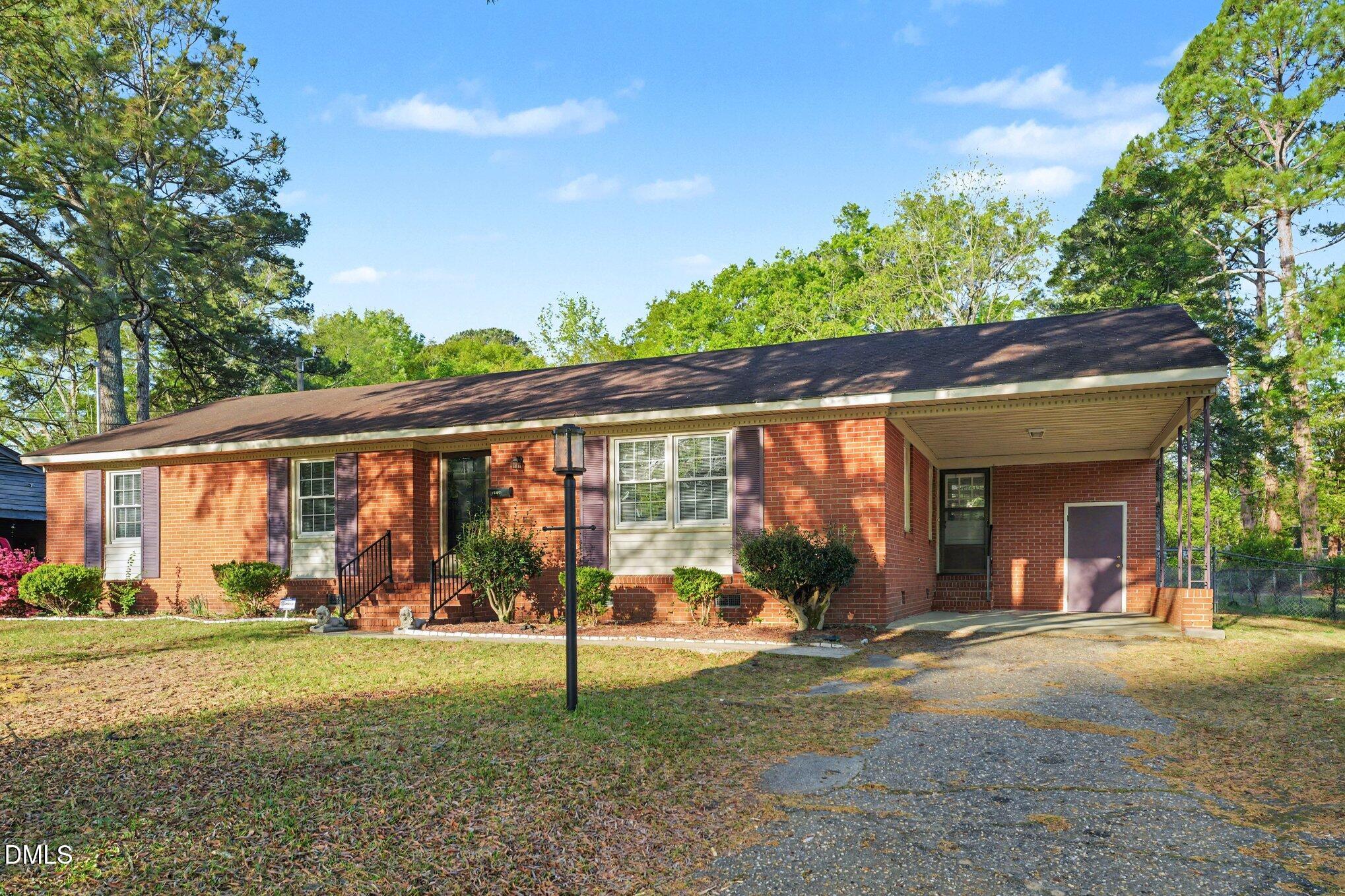 1007 S Andrews Avenue