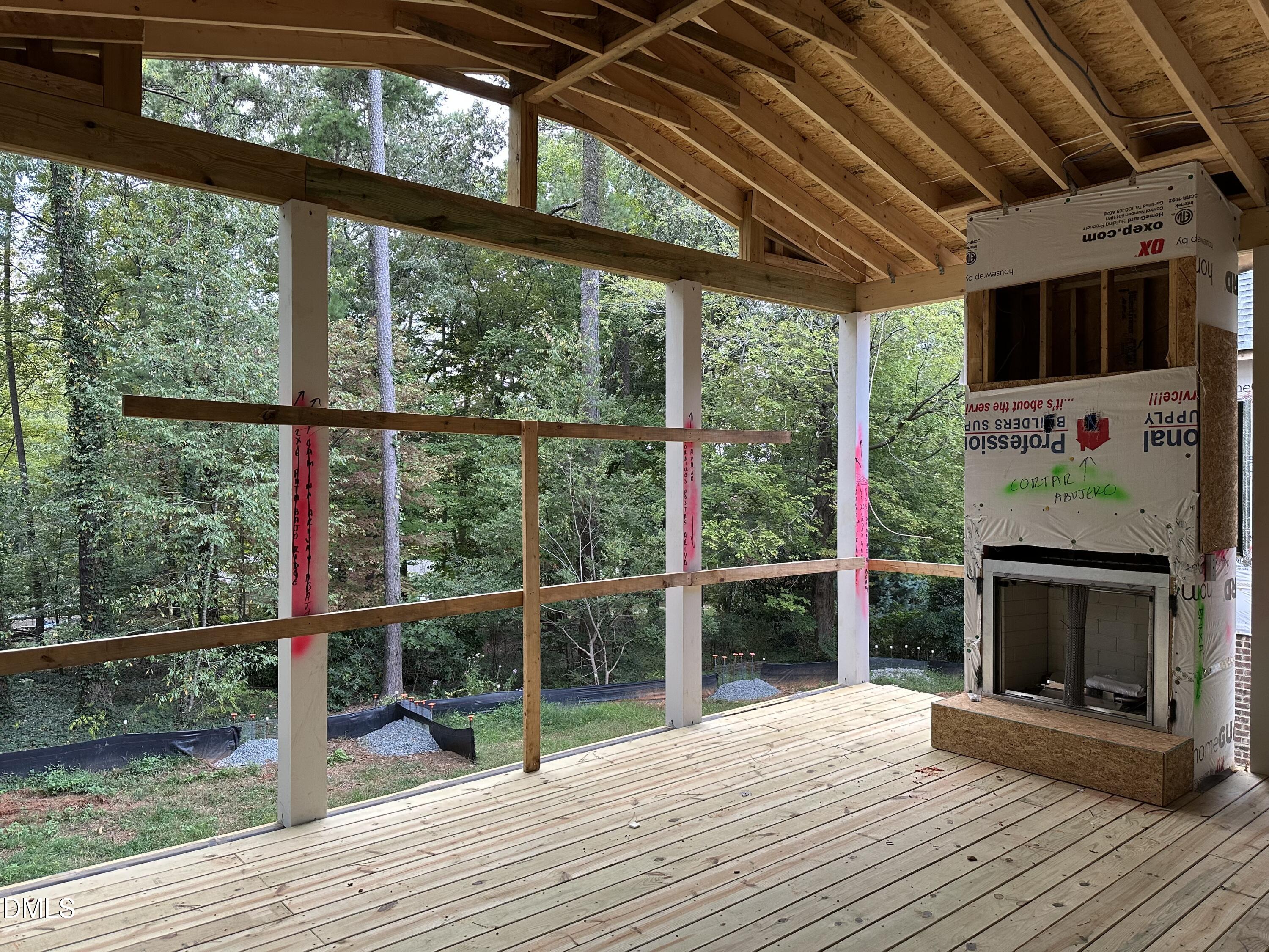 1609 Ridge Road