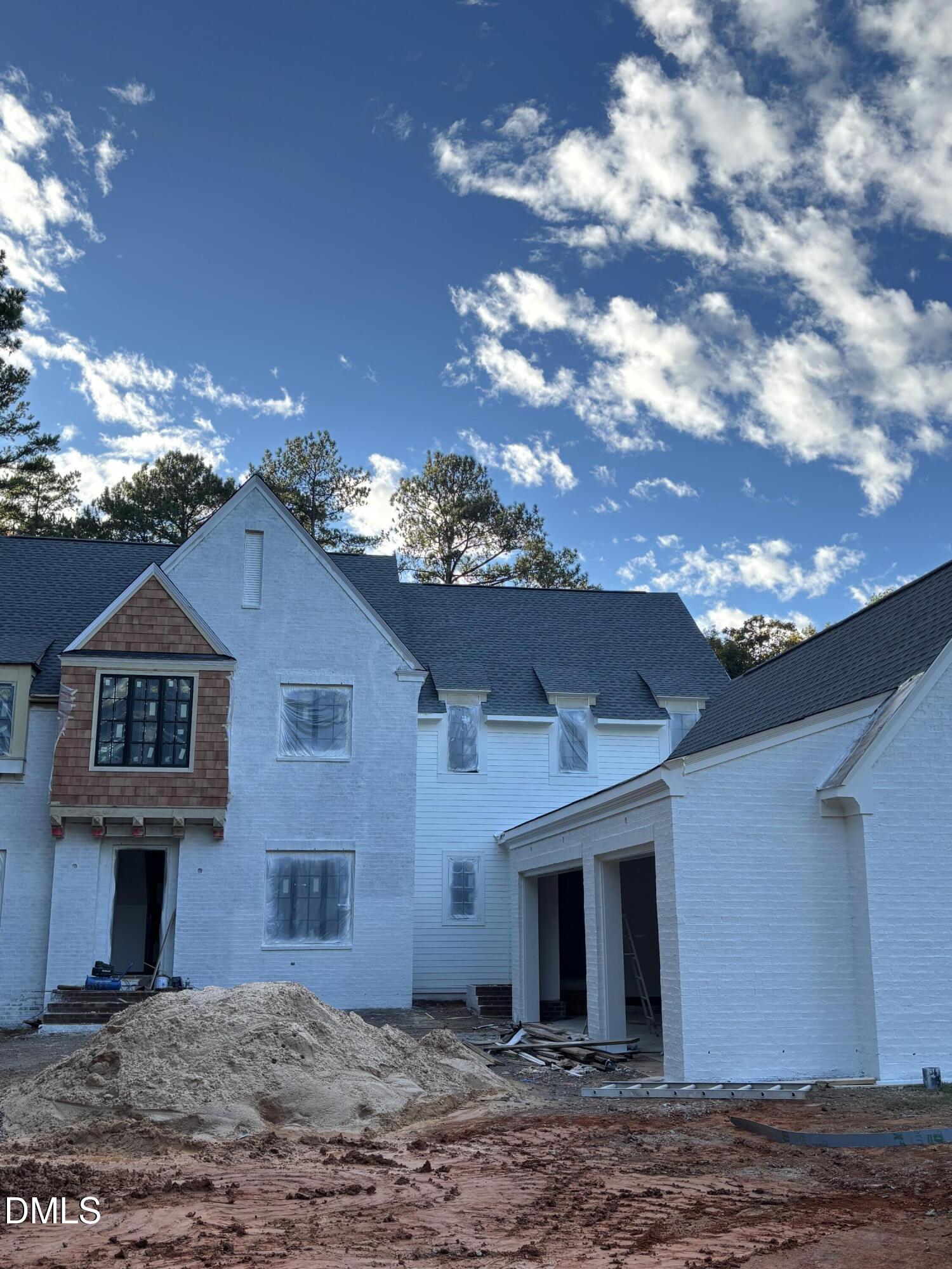 1609 Ridge Road