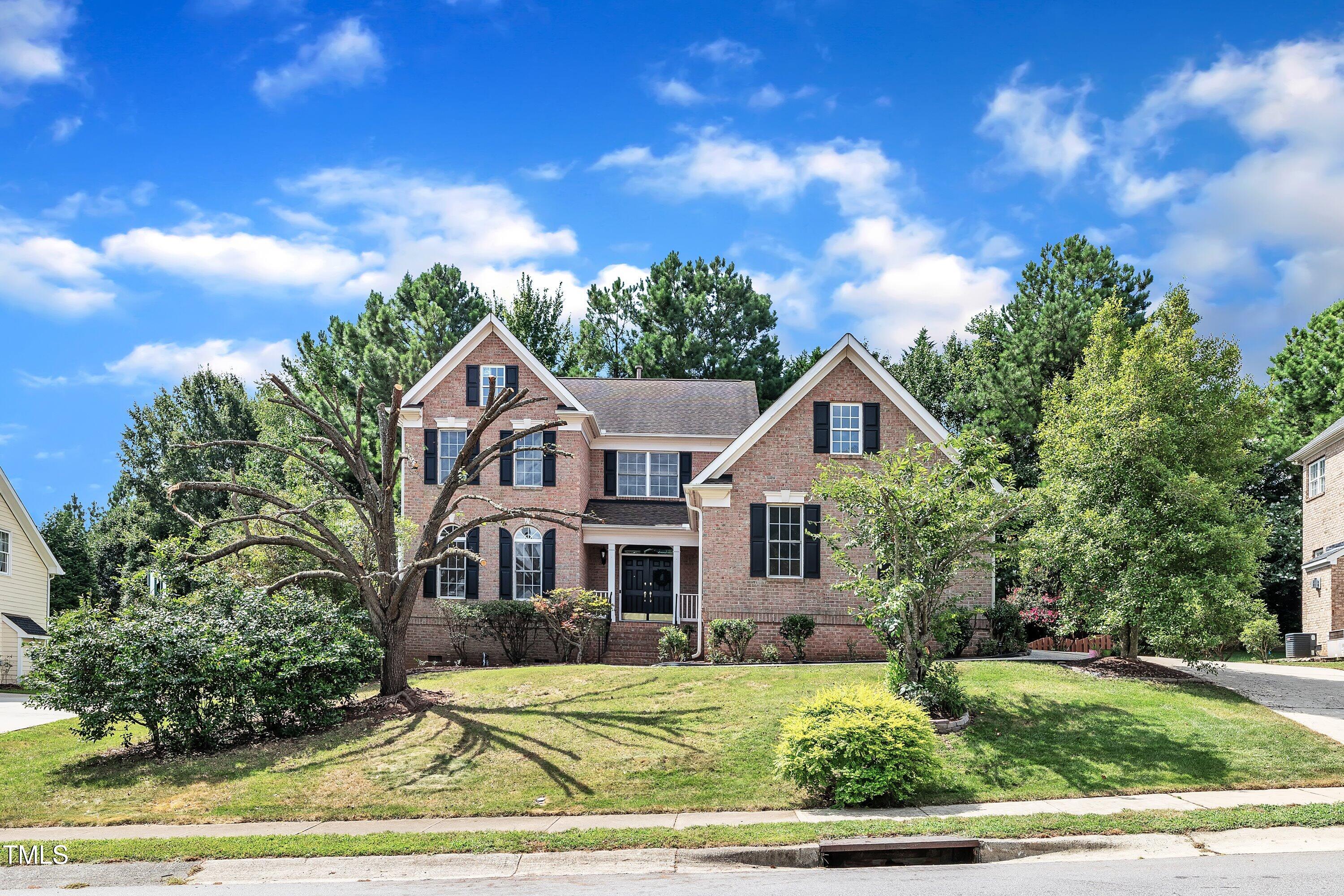 9109 Club Hill Drive